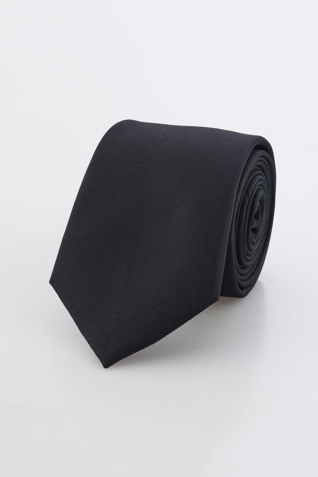 Textured tie