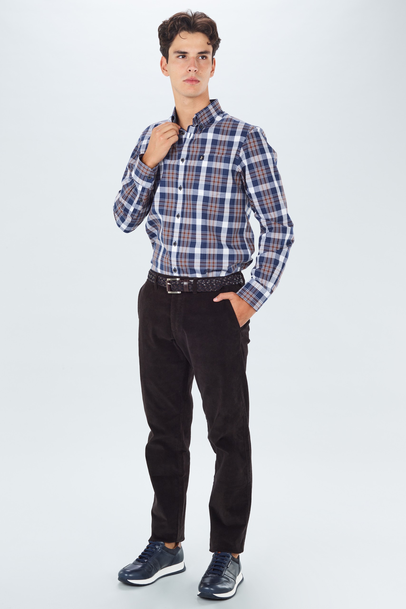 Camisa regular fit a cuadros