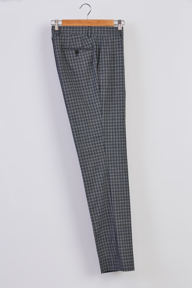 Pantaln slim fit clsico