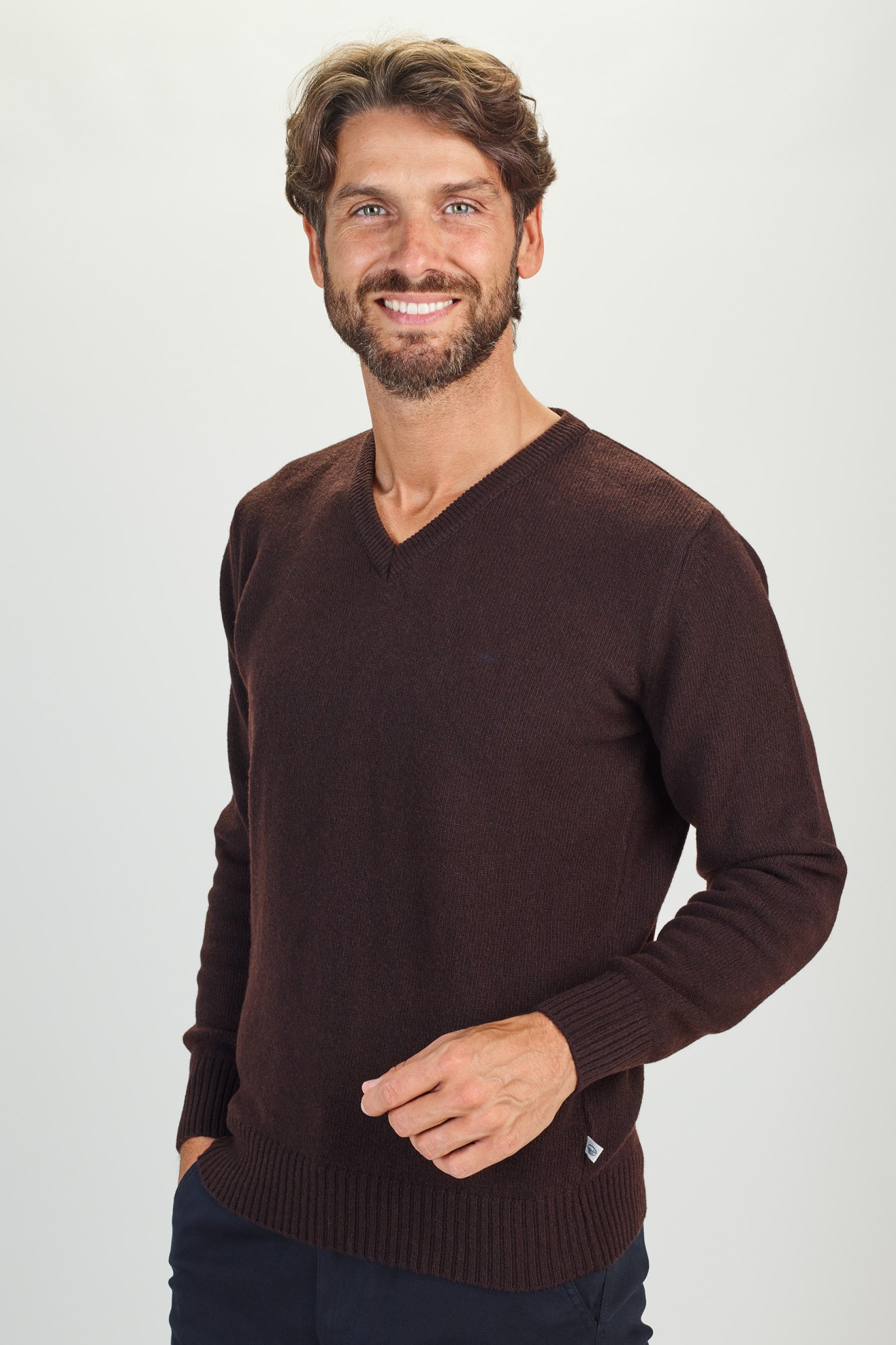 Pullover com decote em V