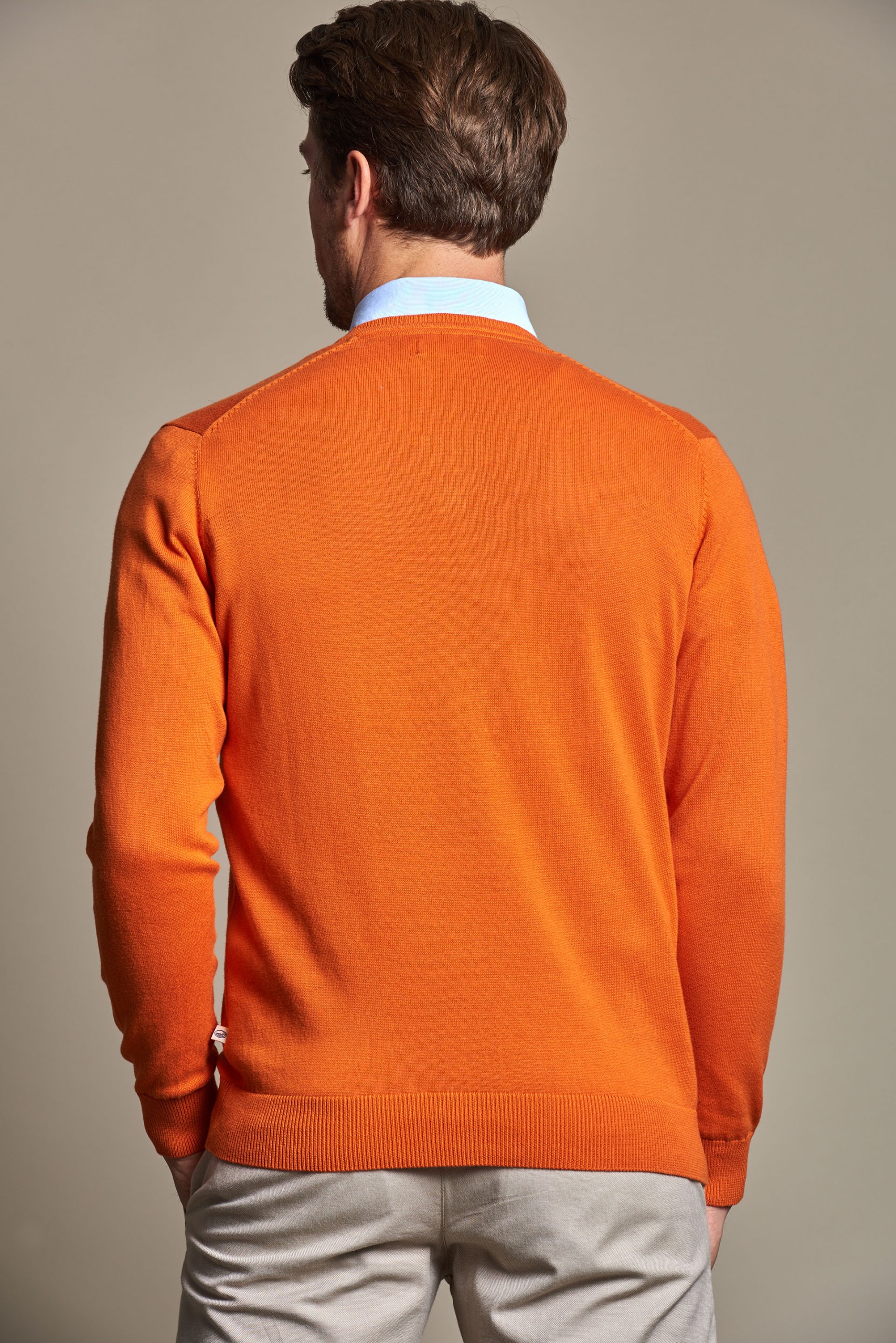 Jersey con cuello en V