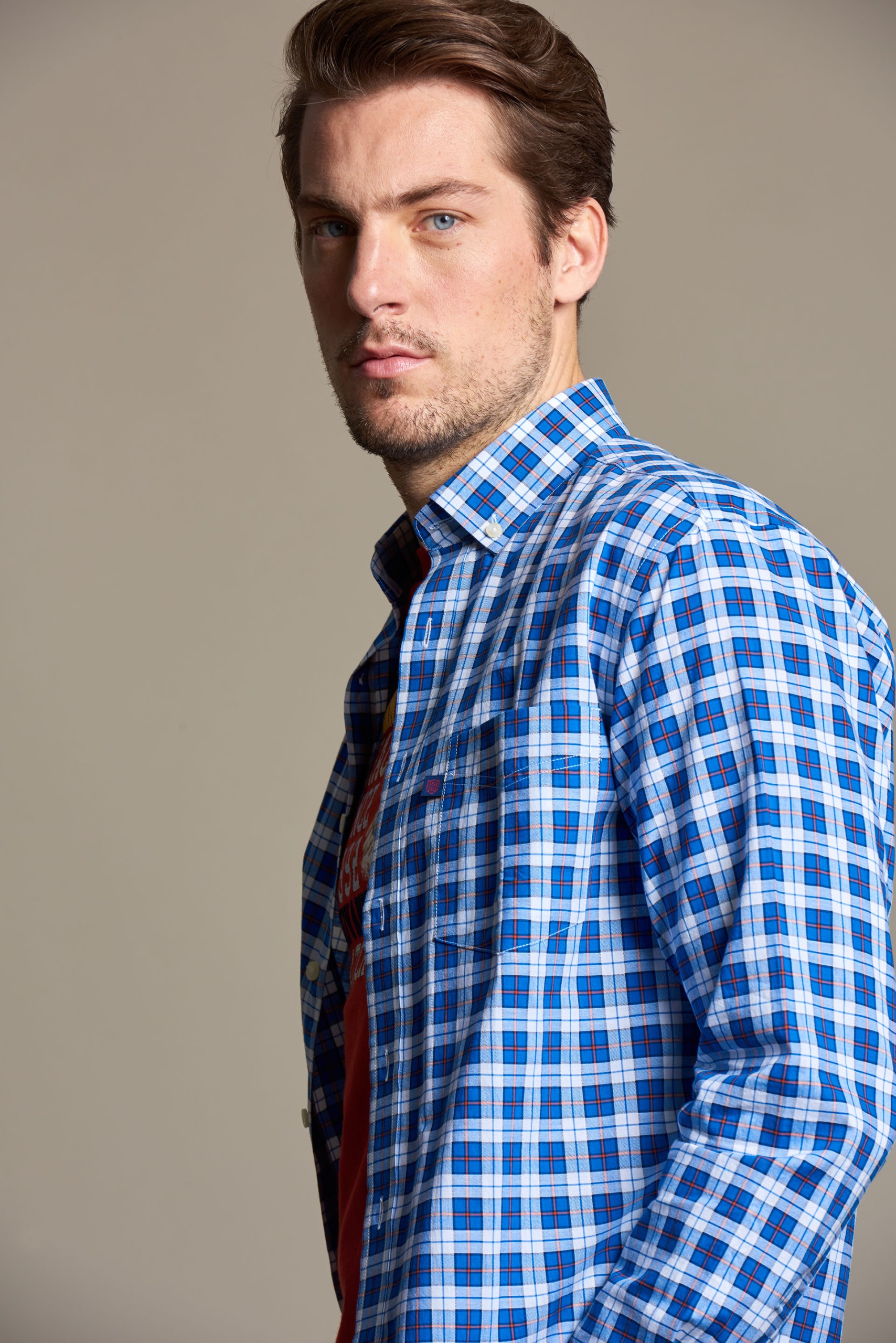 Camisa regular fit a cuadros