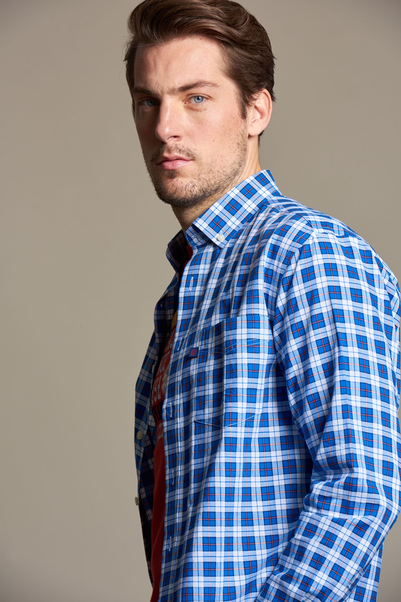 Camisa regular fit a cuadros 