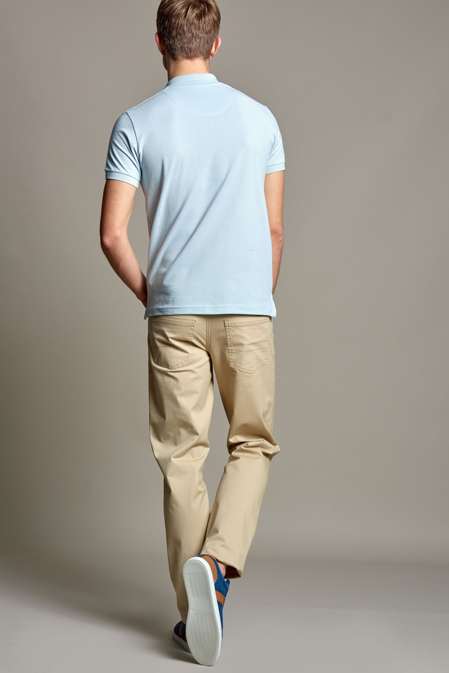 Pantalón de sarga con 5 bolsillos