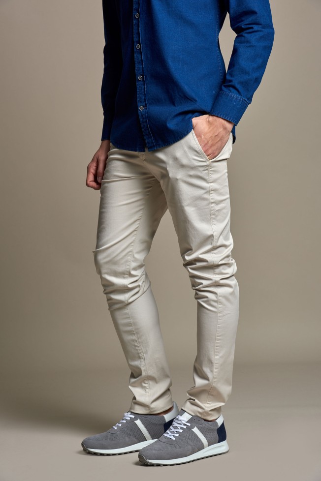 Pantalones chinos slim fit Pantalones chinos slim fit