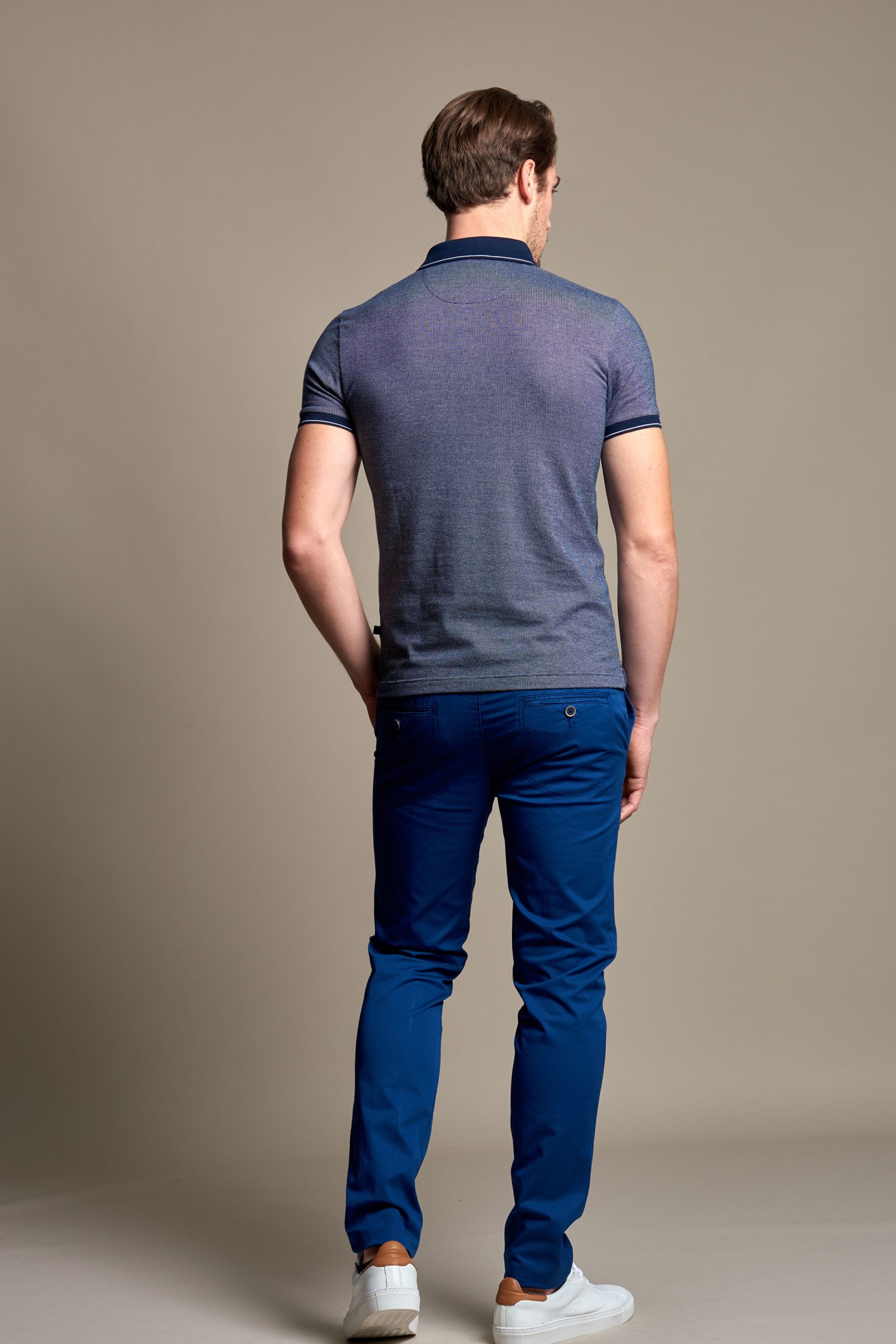 Pantalones chinos slim fit 