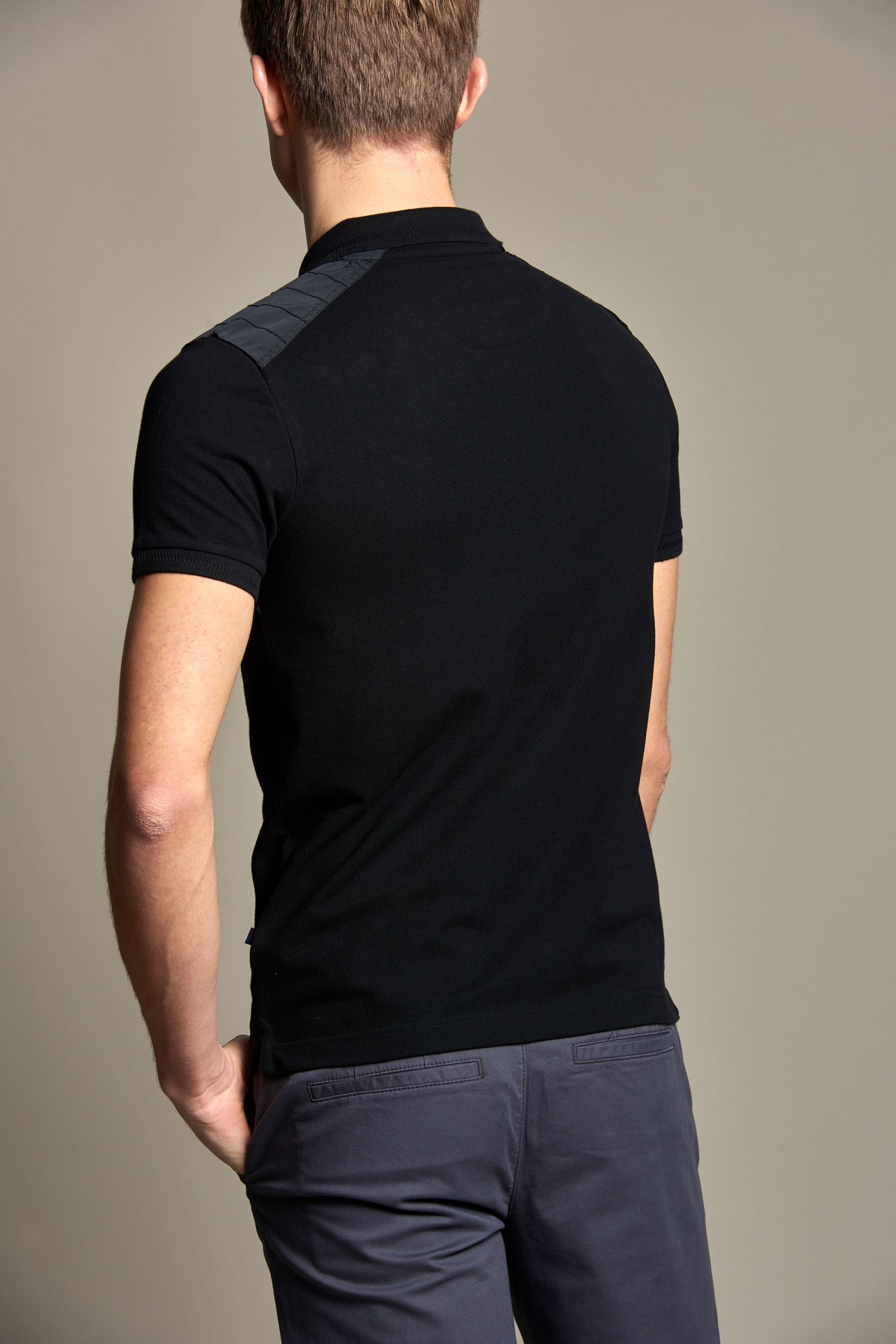 Pantalones chinos regular fit 