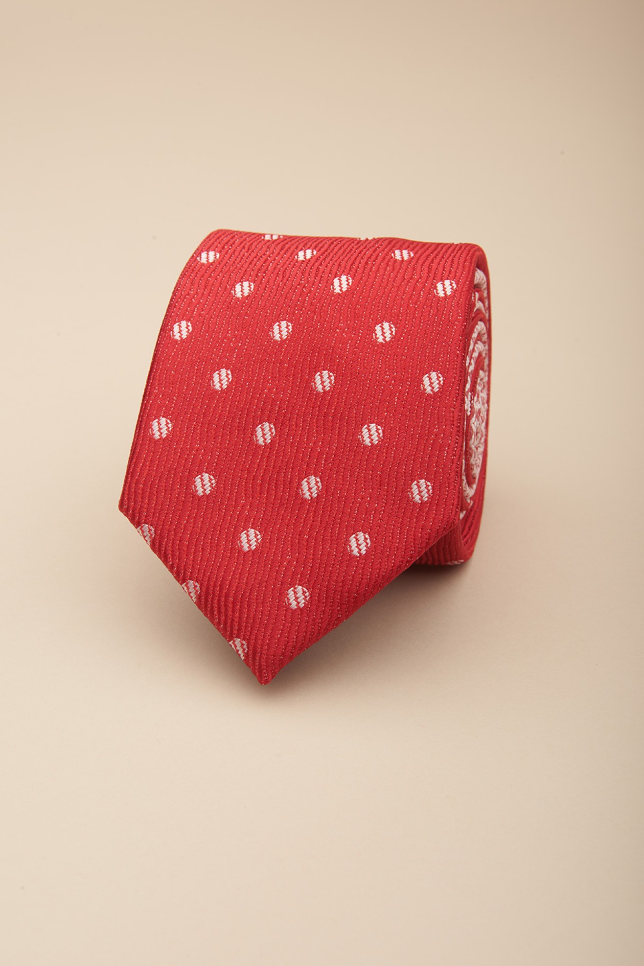 Corbata de lunares con textura 
