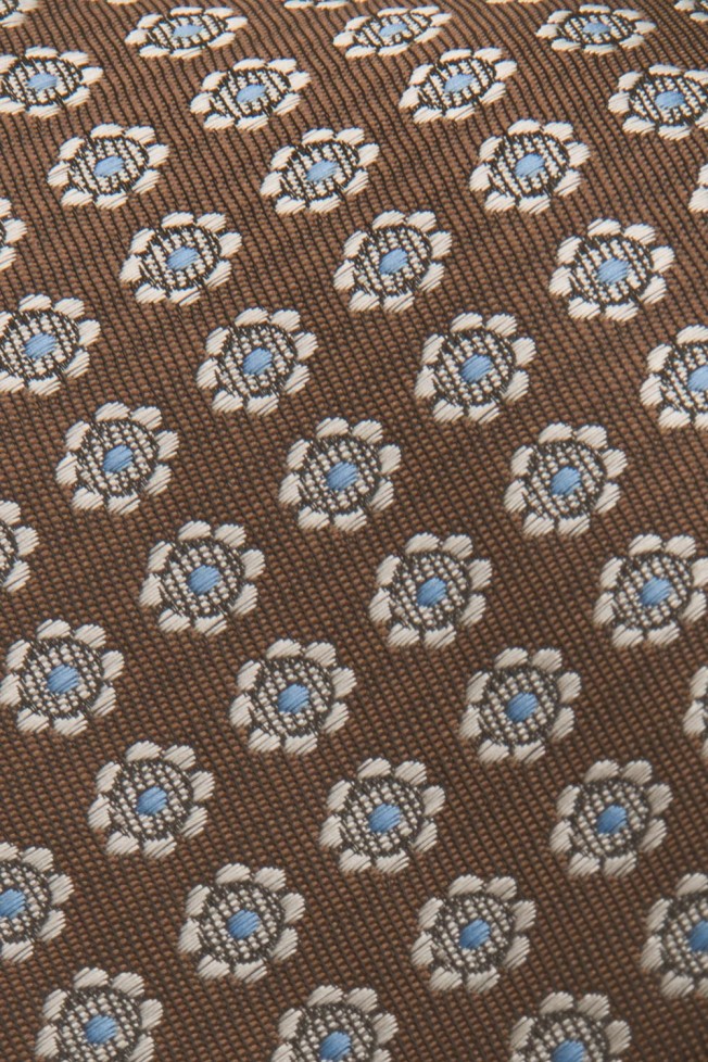 Corbata de flores con textura Corbata de flores con textura