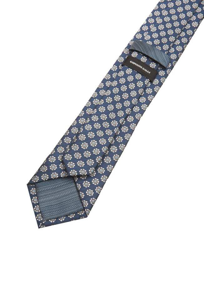 Corbata de flores con textura Corbata de flores con textura