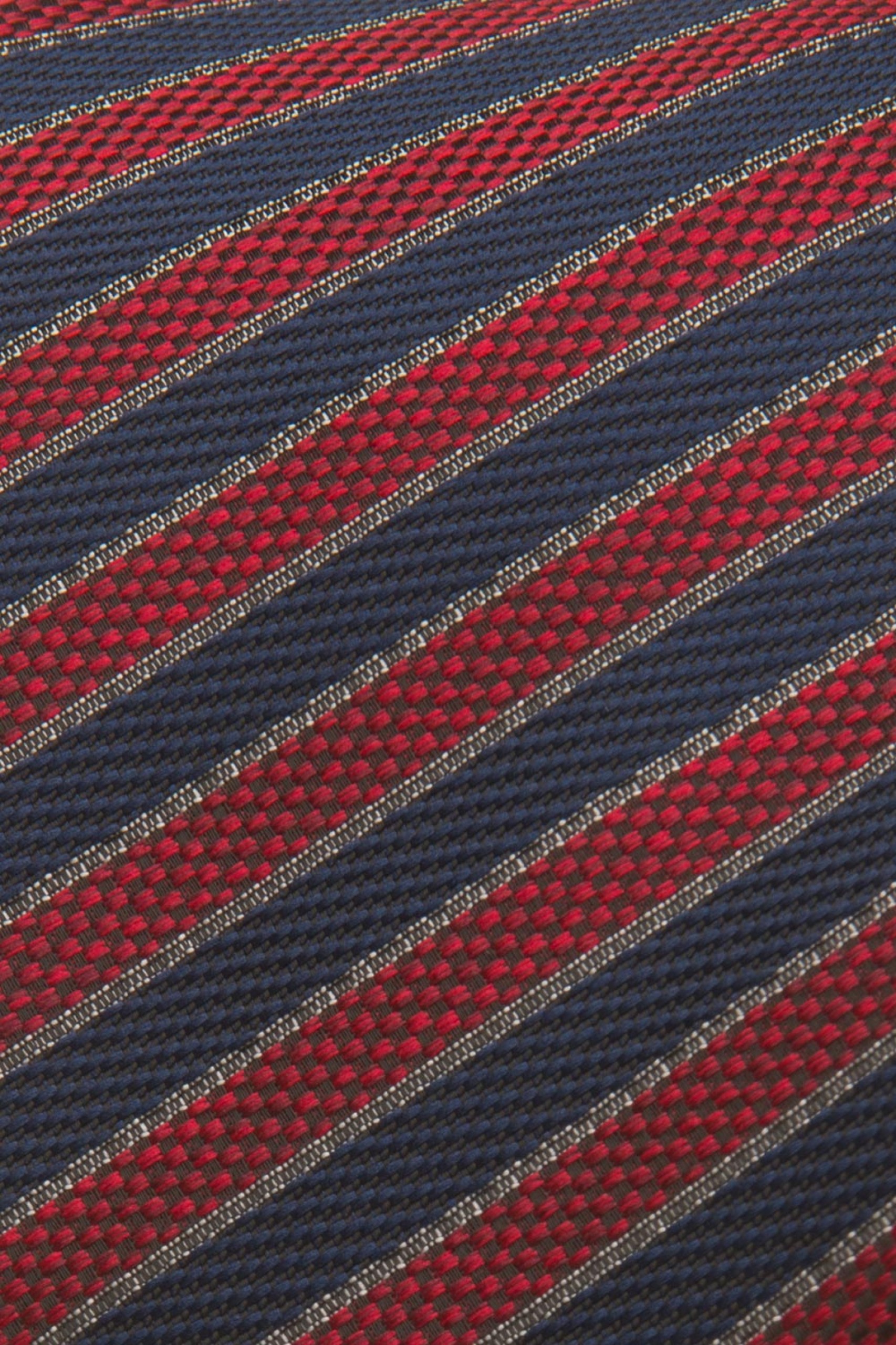 Corbata de rayas con textura