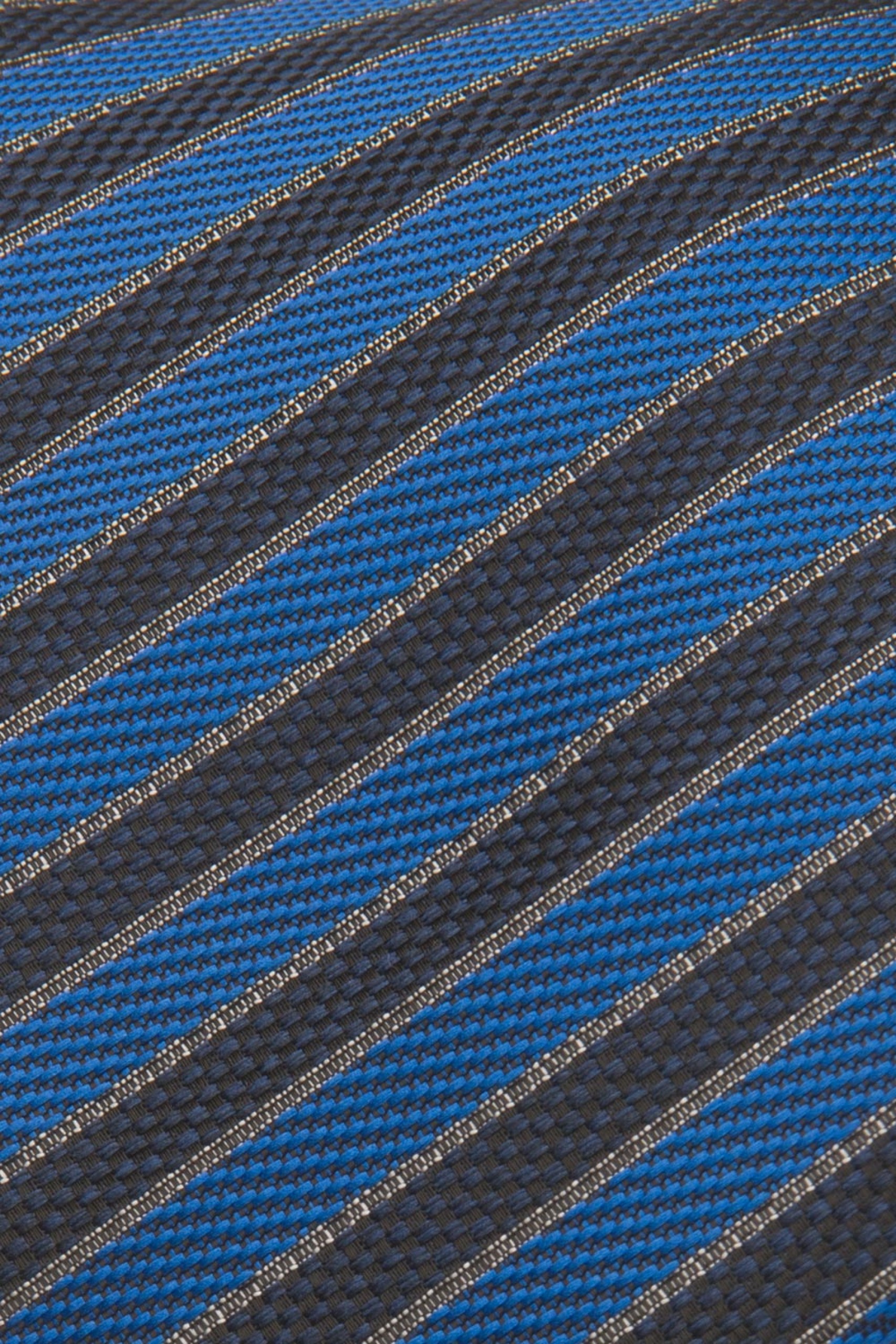 Corbata de rayas con textura