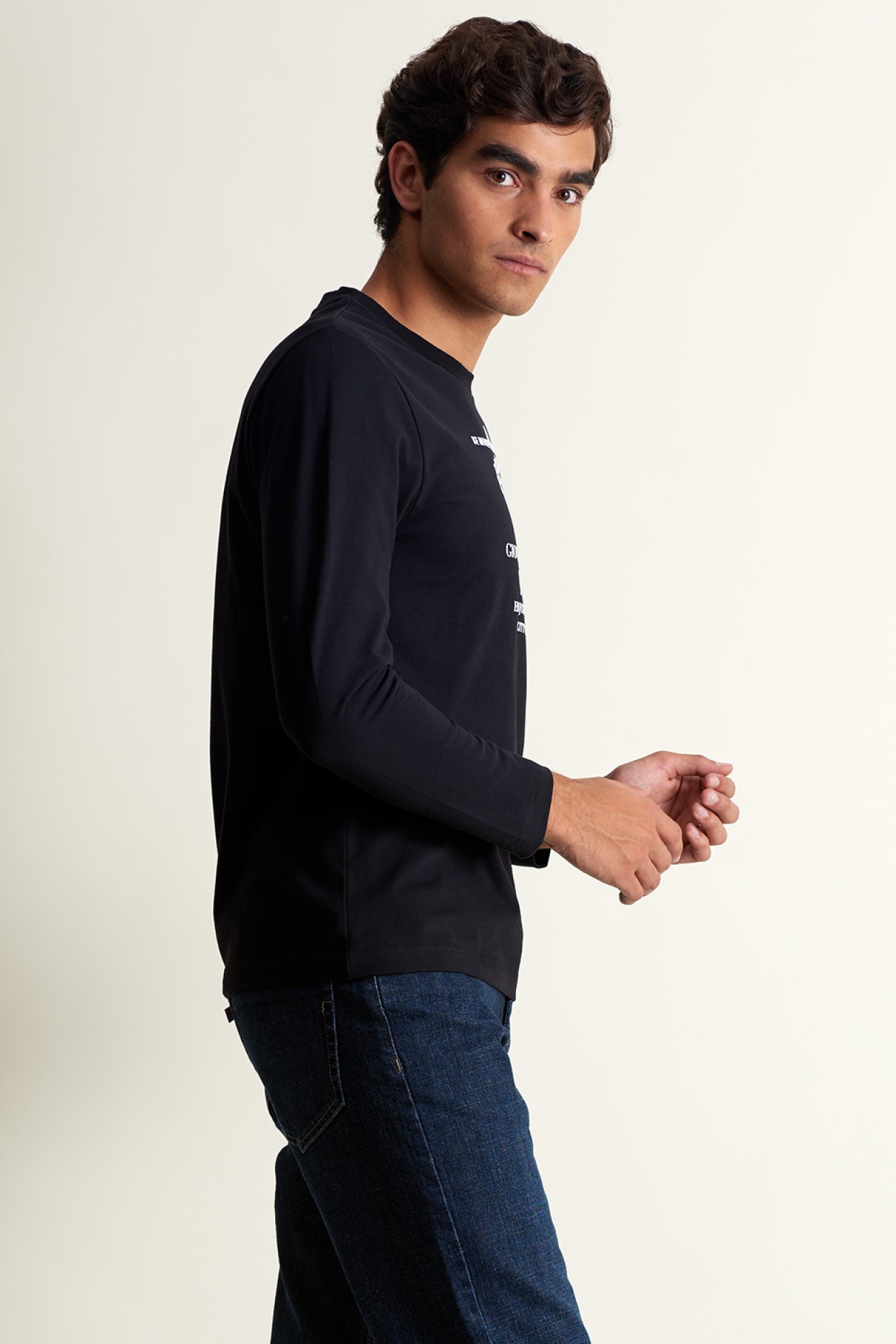SWEAT SHIRT