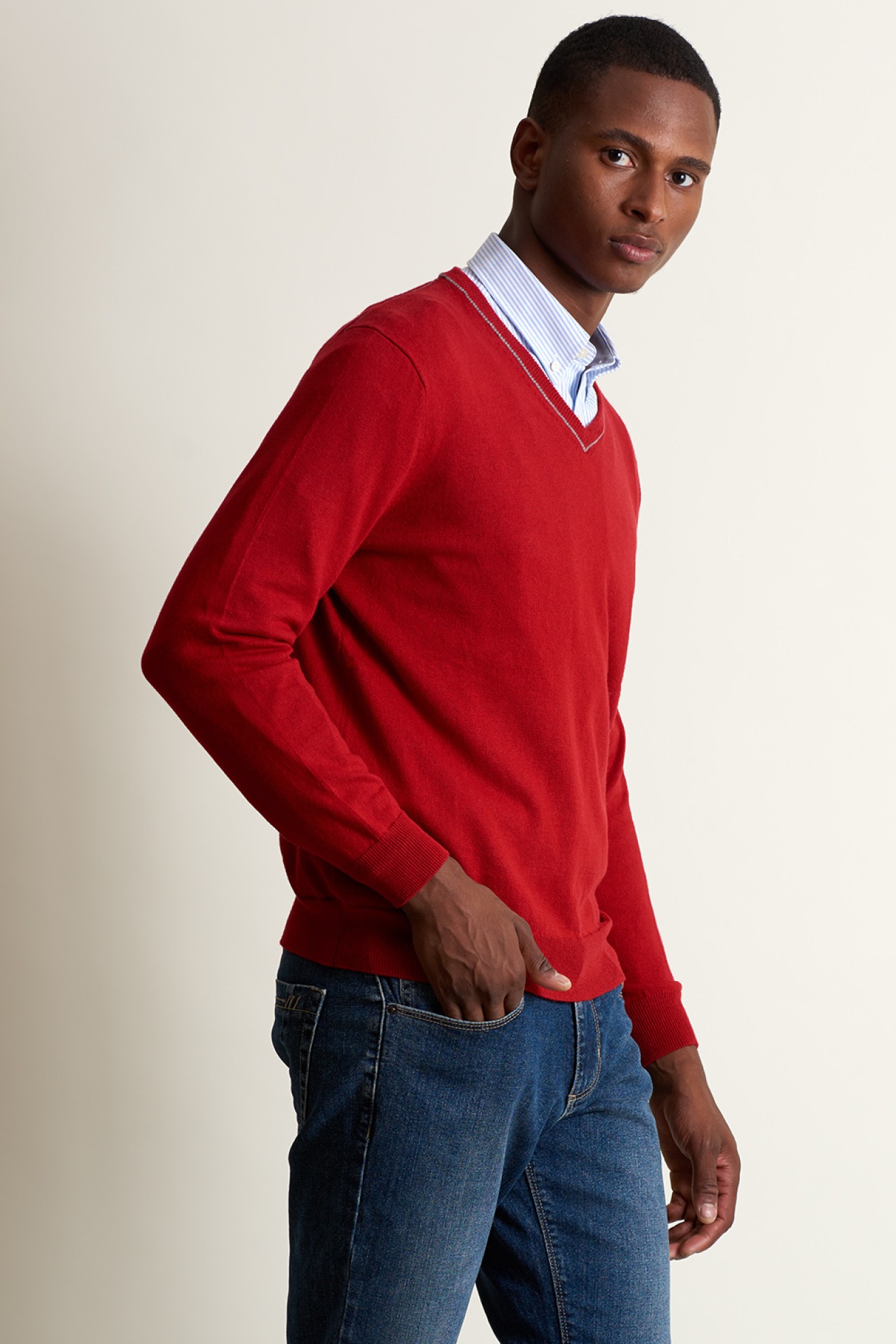 Pullover de algodão e caxemira com decote em V