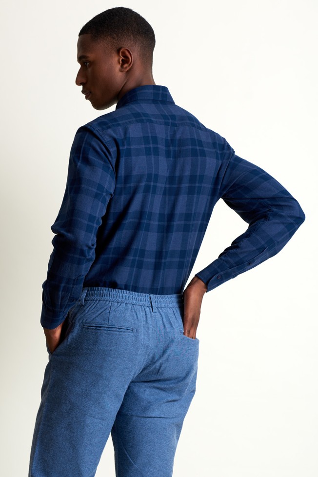 Camisa desportiva cintada Camisa desportiva cintada