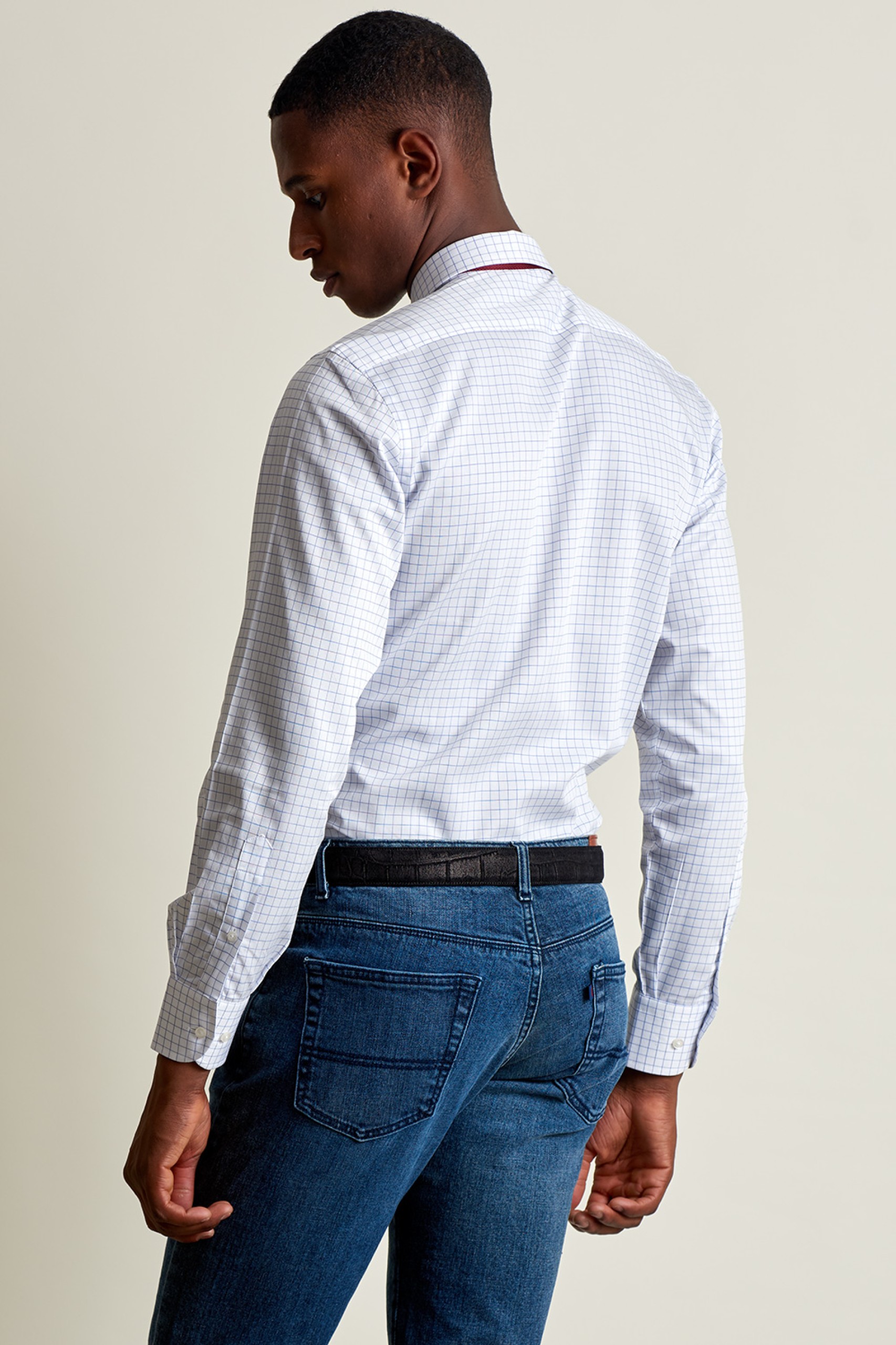 Camisa clásica ajustada