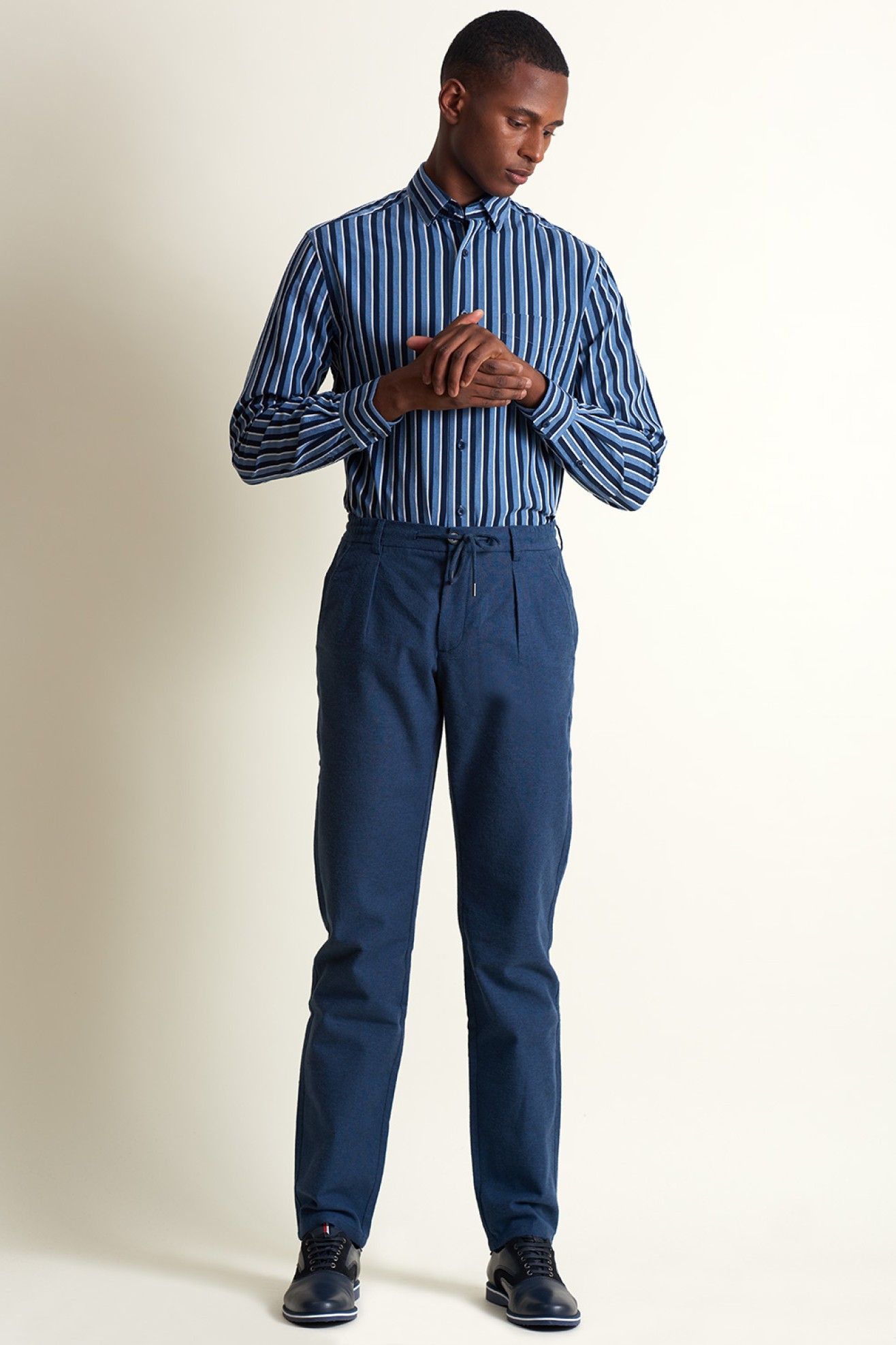 CALÇA CASUAL SLIM FIT