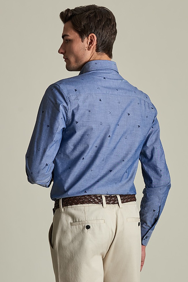 Camisa deportiva slim fit 