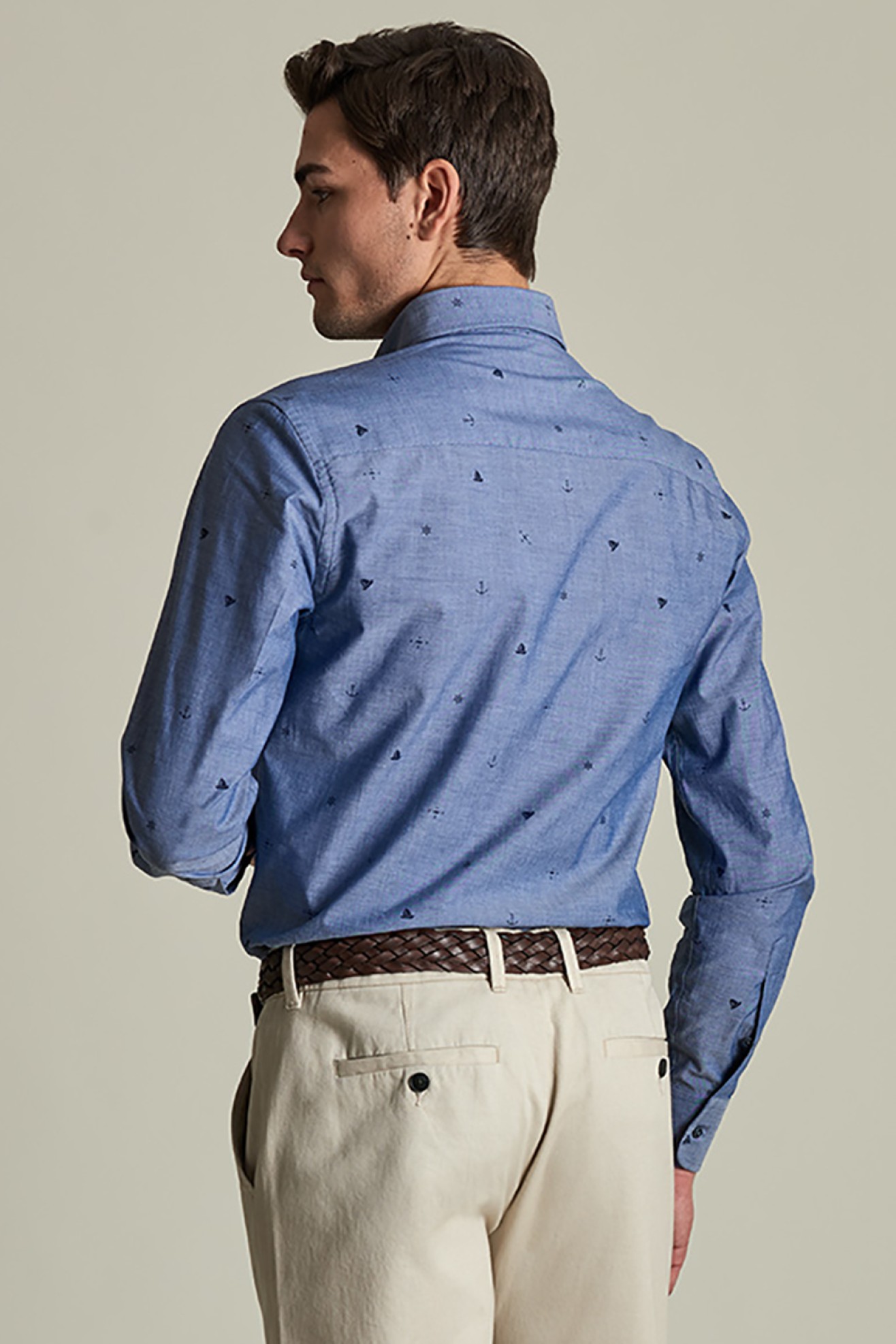 Camisa deportiva slim fit 