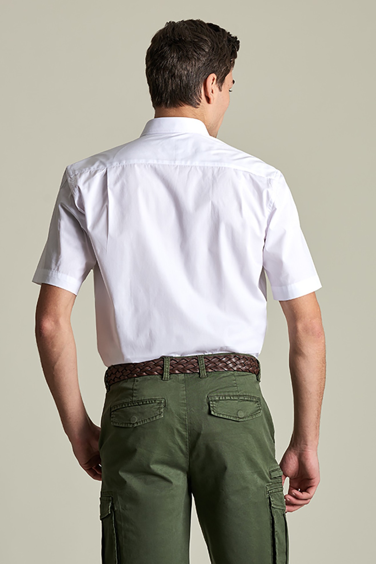 Camisa manga curta com bolso