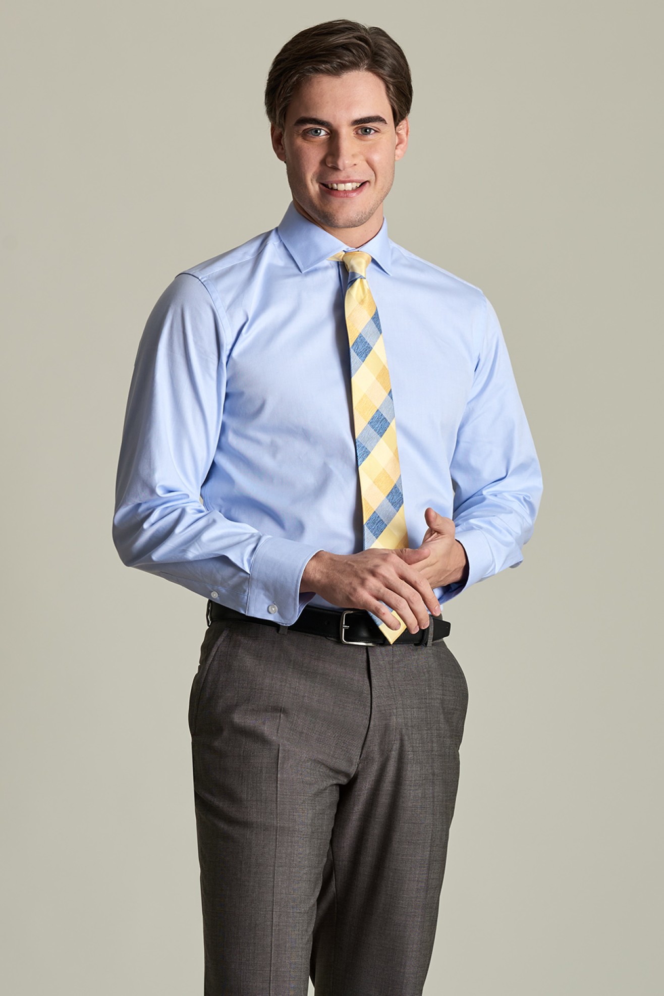 Camisa clssica cintada