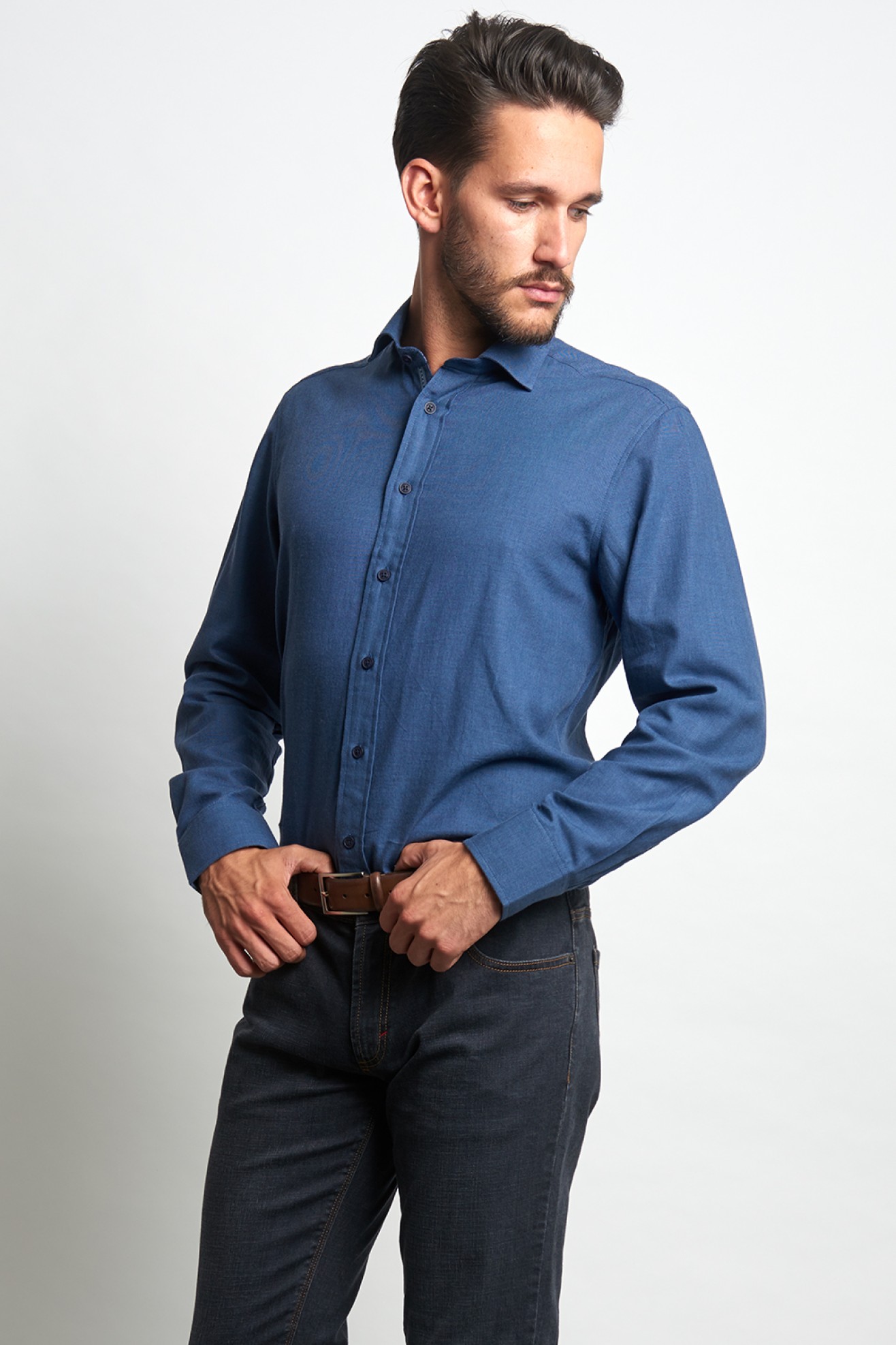 Camisa casual ajustada