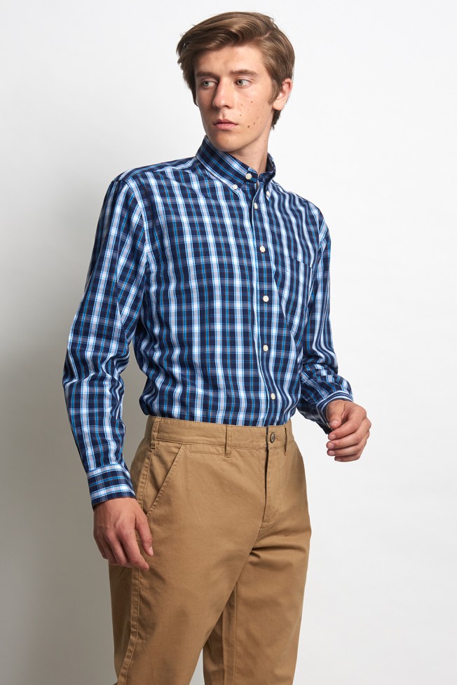 Camisa regular fit a cuadros Camisa regular fit a cuadros
