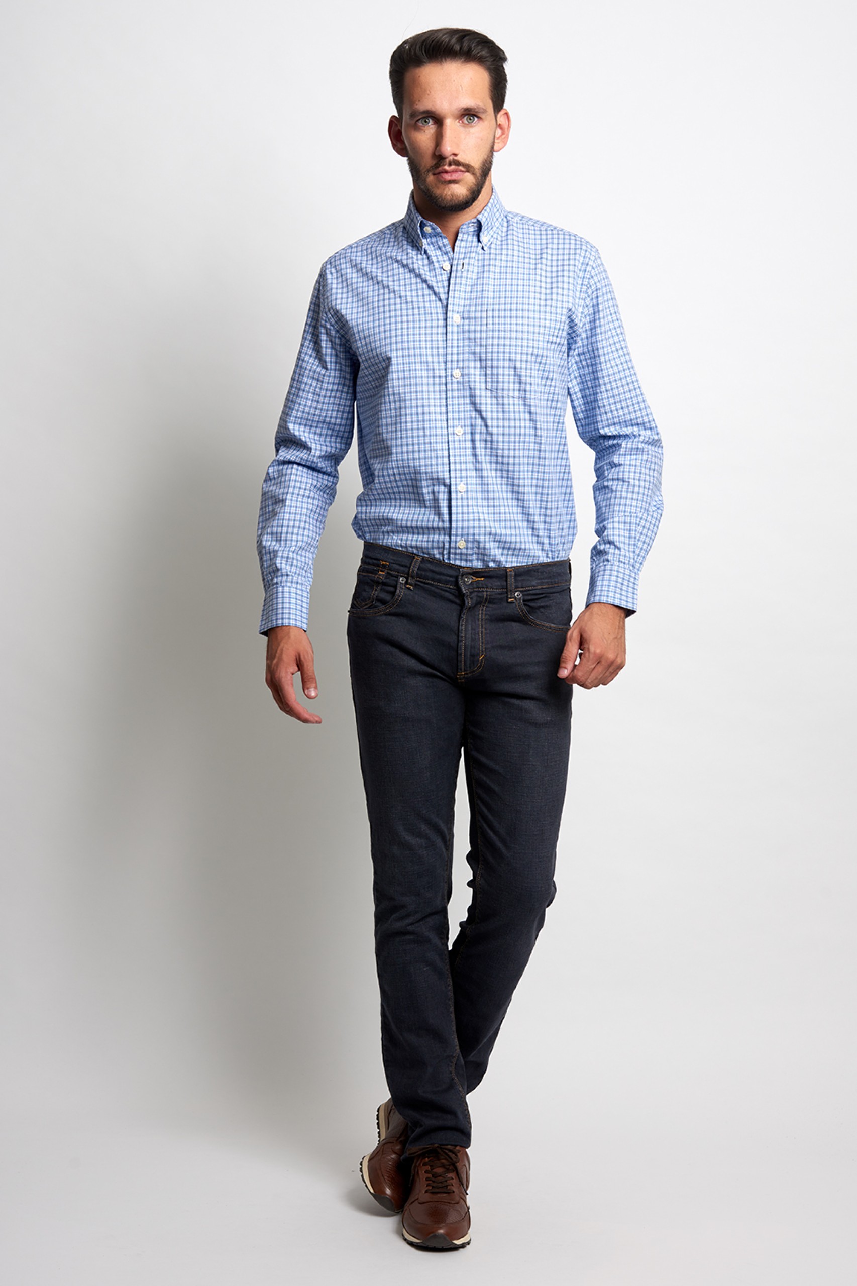 Camisa regular fit a cuadros