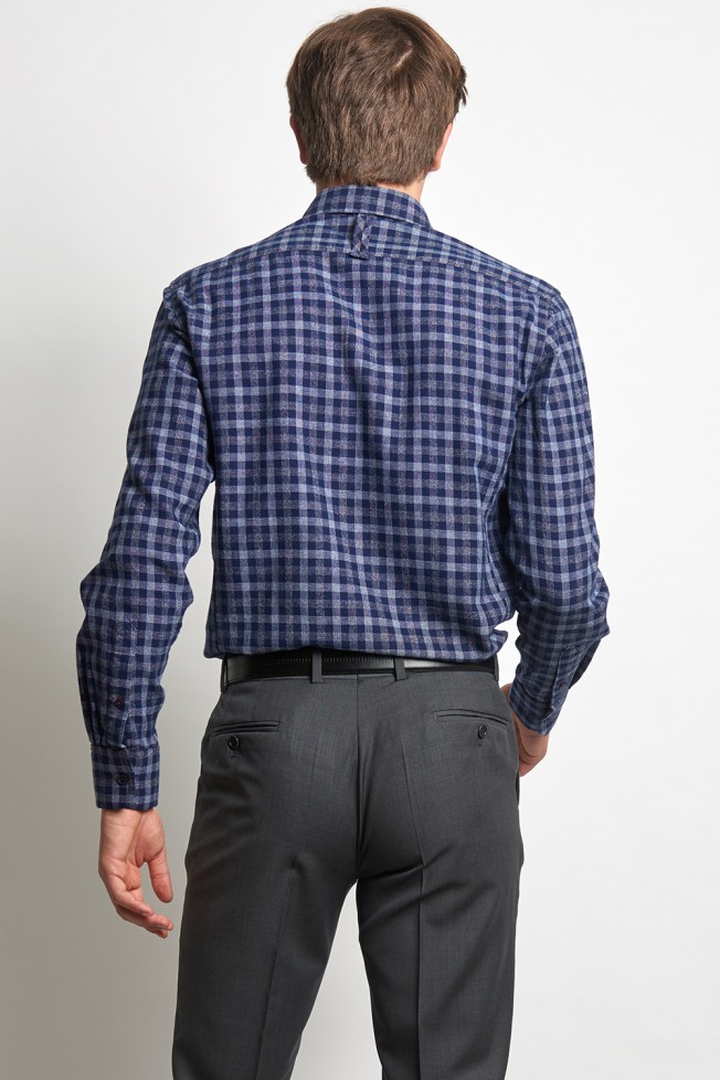 Camisa deportiva ajustada Camisa deportiva ajustada