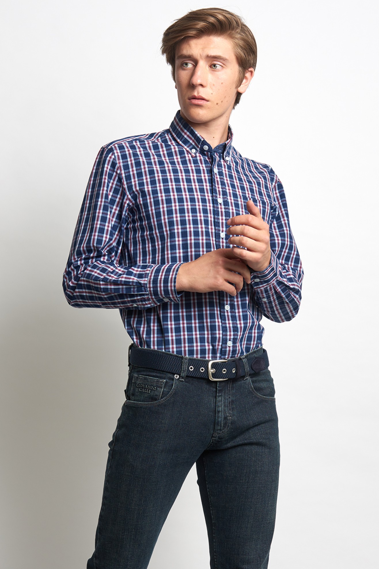 Camisa desportiva cintada