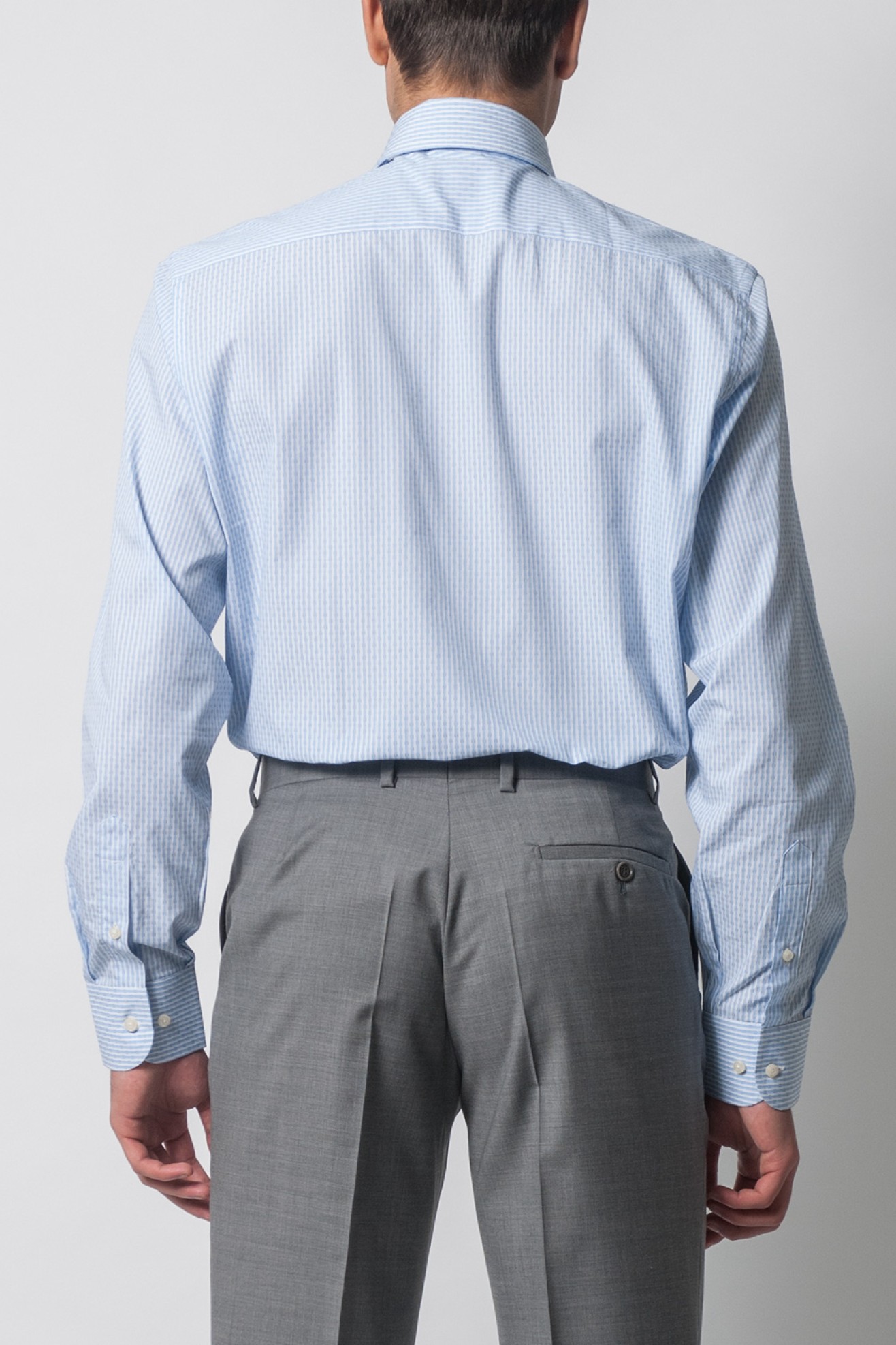 Camisa clssica cintada