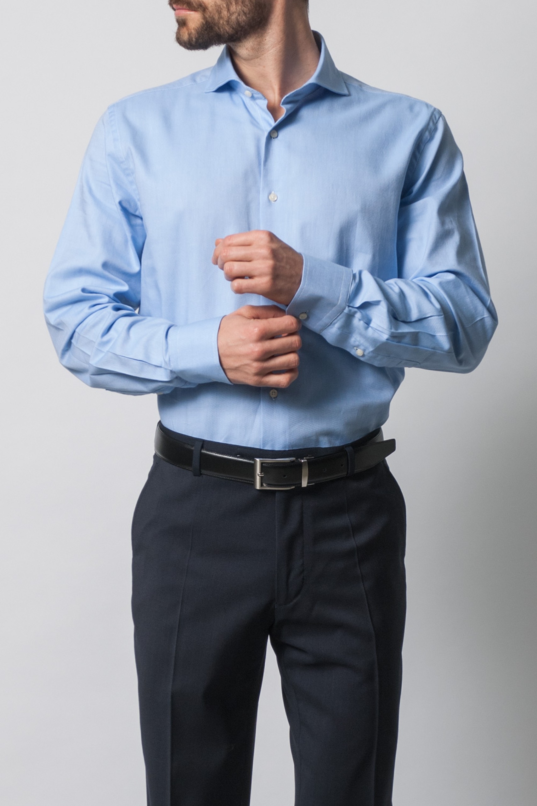 Camisa clásica ajustada