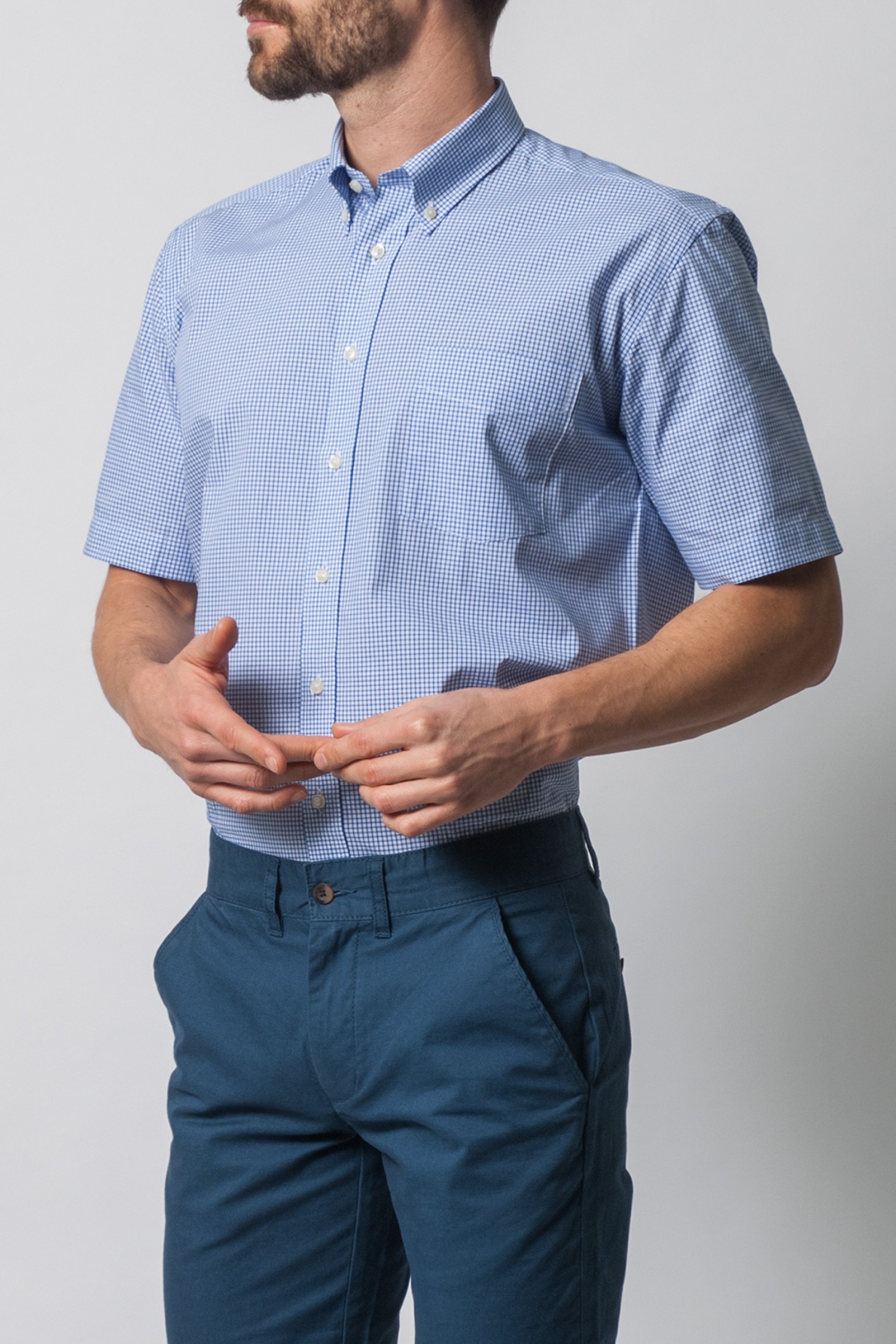 Camisa a cuadros de corte regular y manga corta