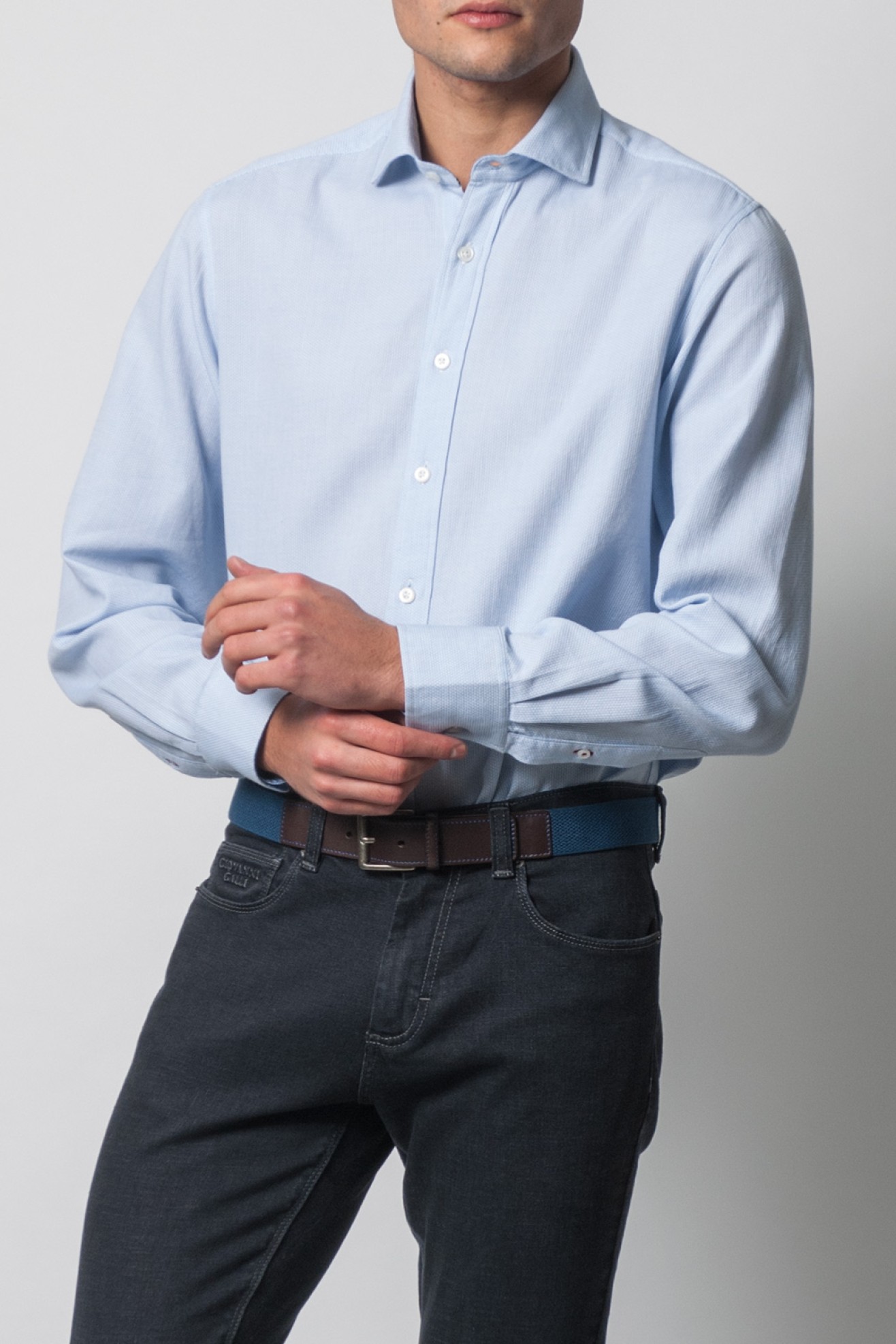 Camisa casual cintada