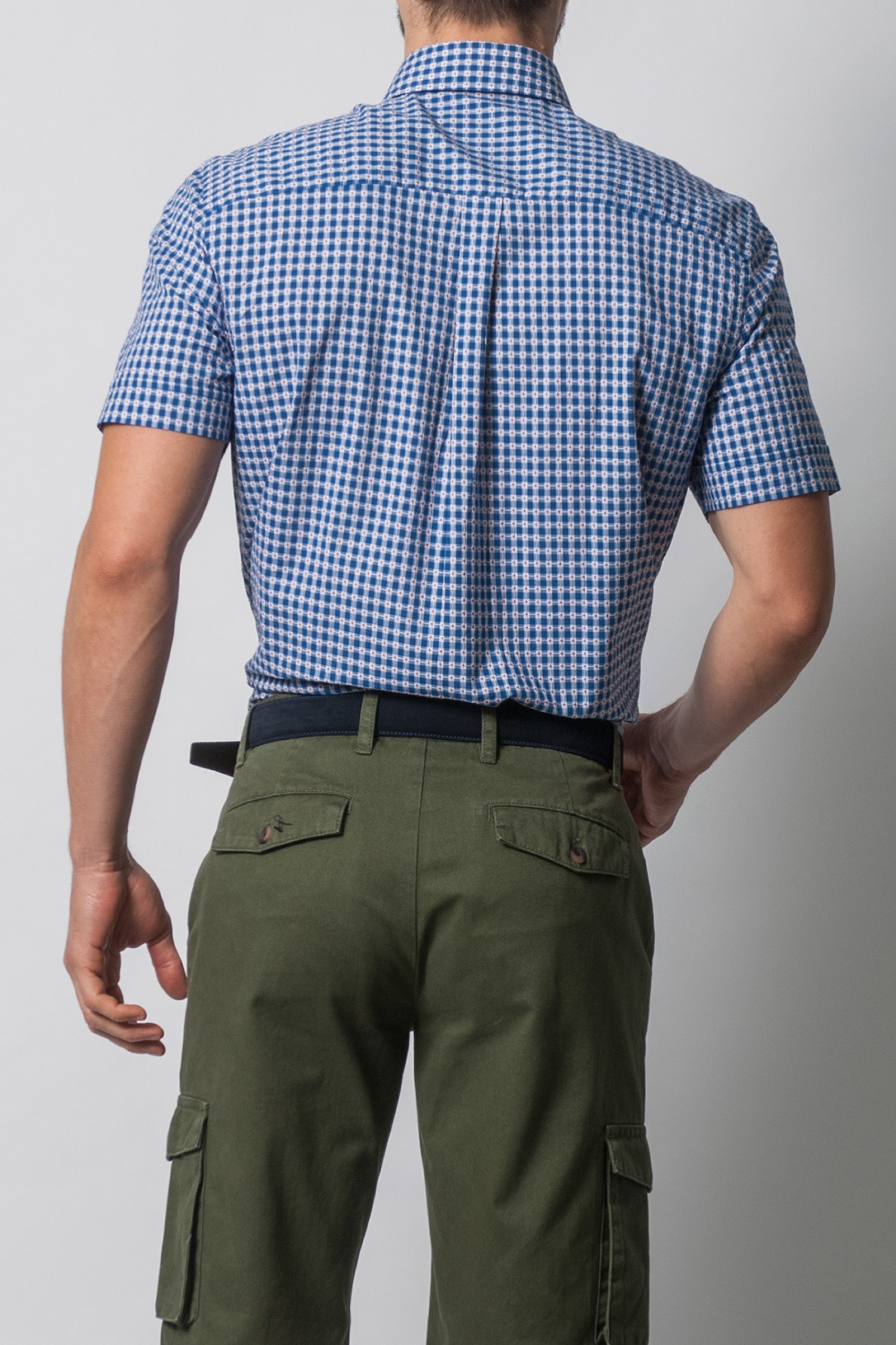 Camisa de manga corta y corte regular