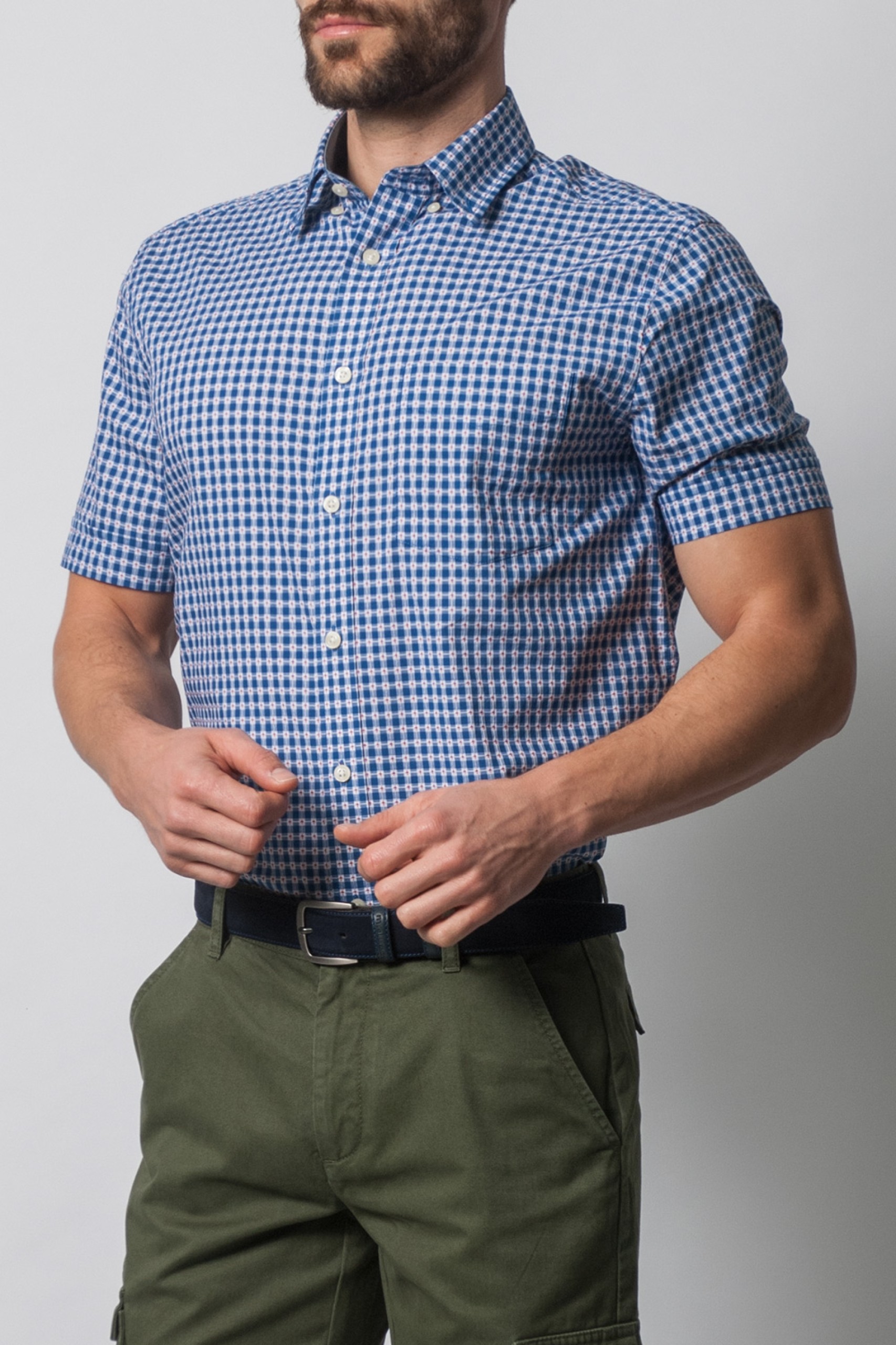 Camisa de manga corta y corte regular