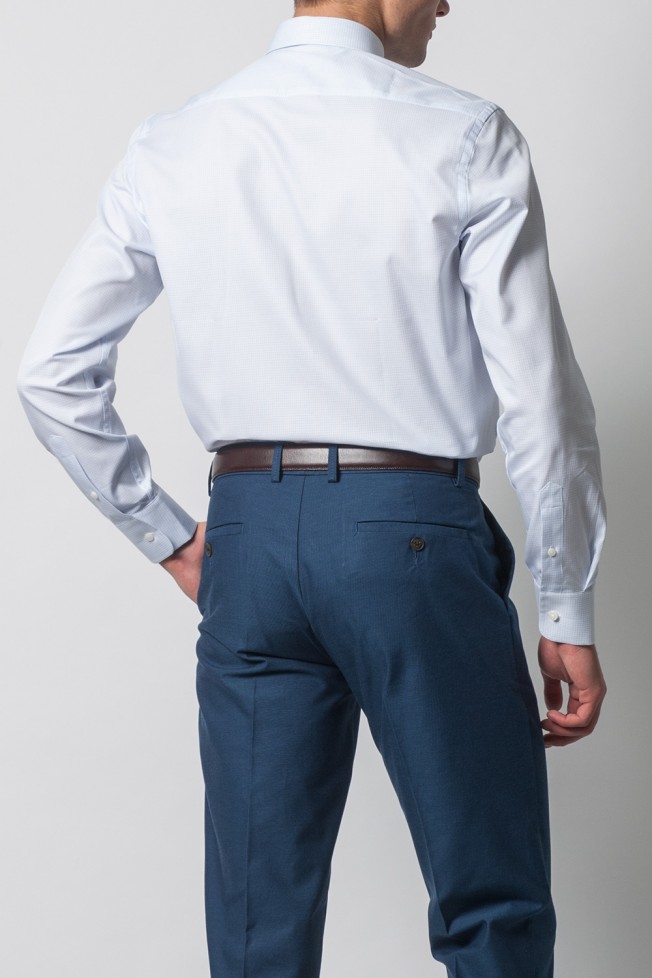 Camisa clssica cintada