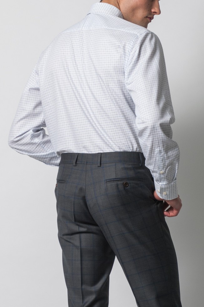 Camisa clásica ajustada Camisa clásica ajustada