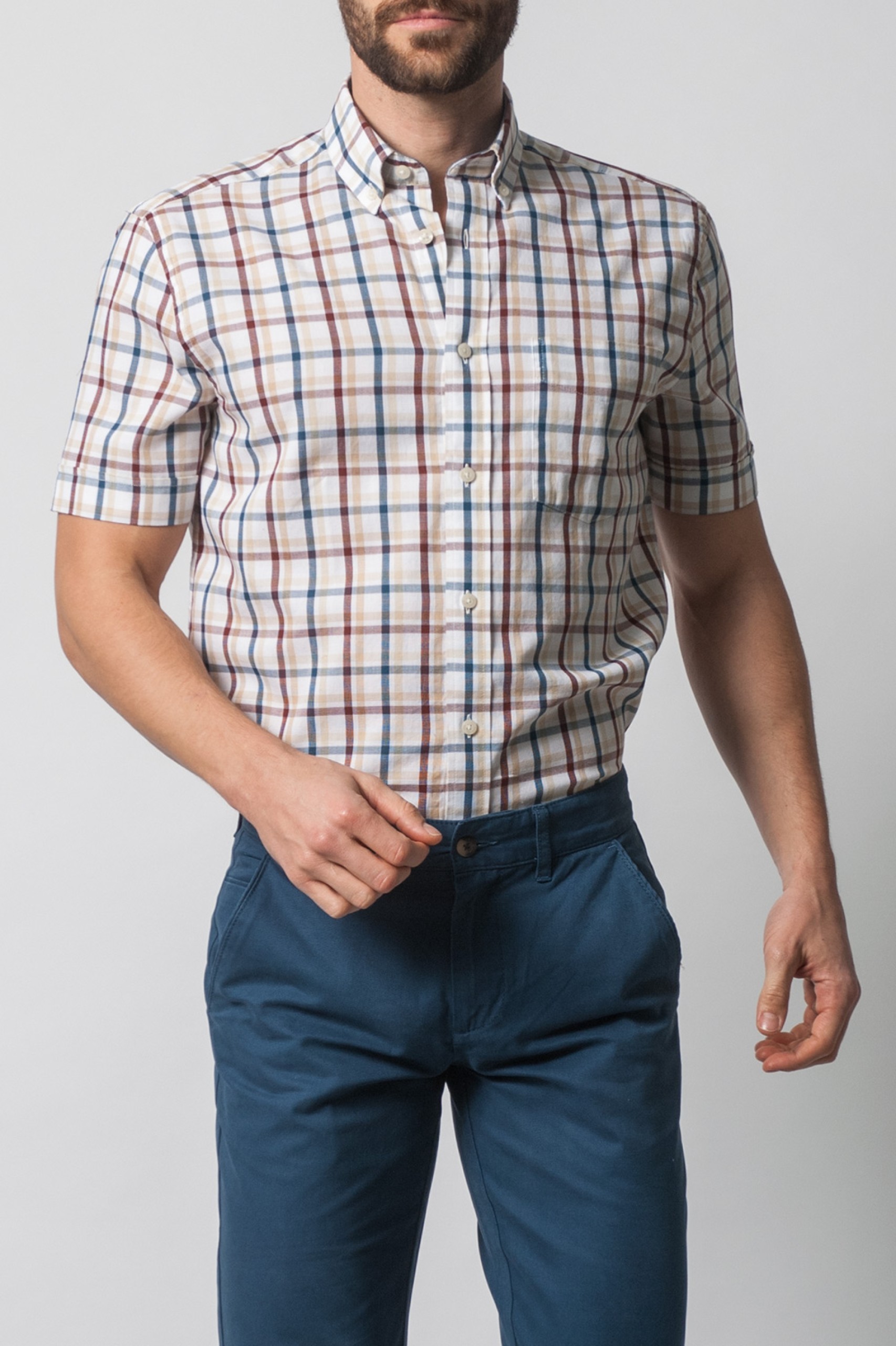 Camisa a cuadros de corte regular y manga corta