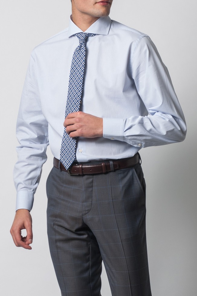 Camisa clssica cintada