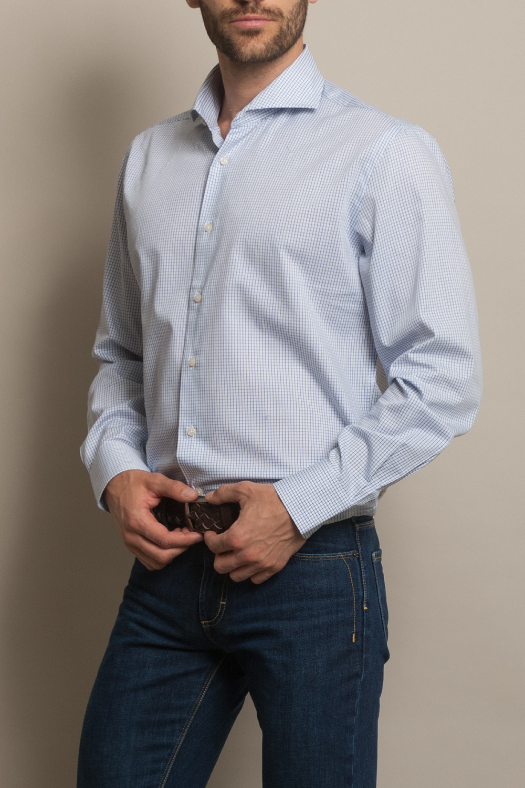 Camisa clásica ajustada