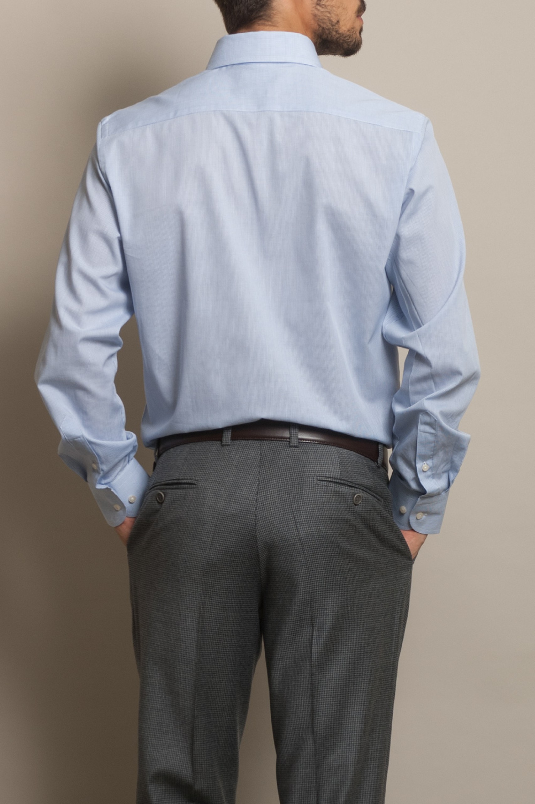 Camisa clásica ajustada