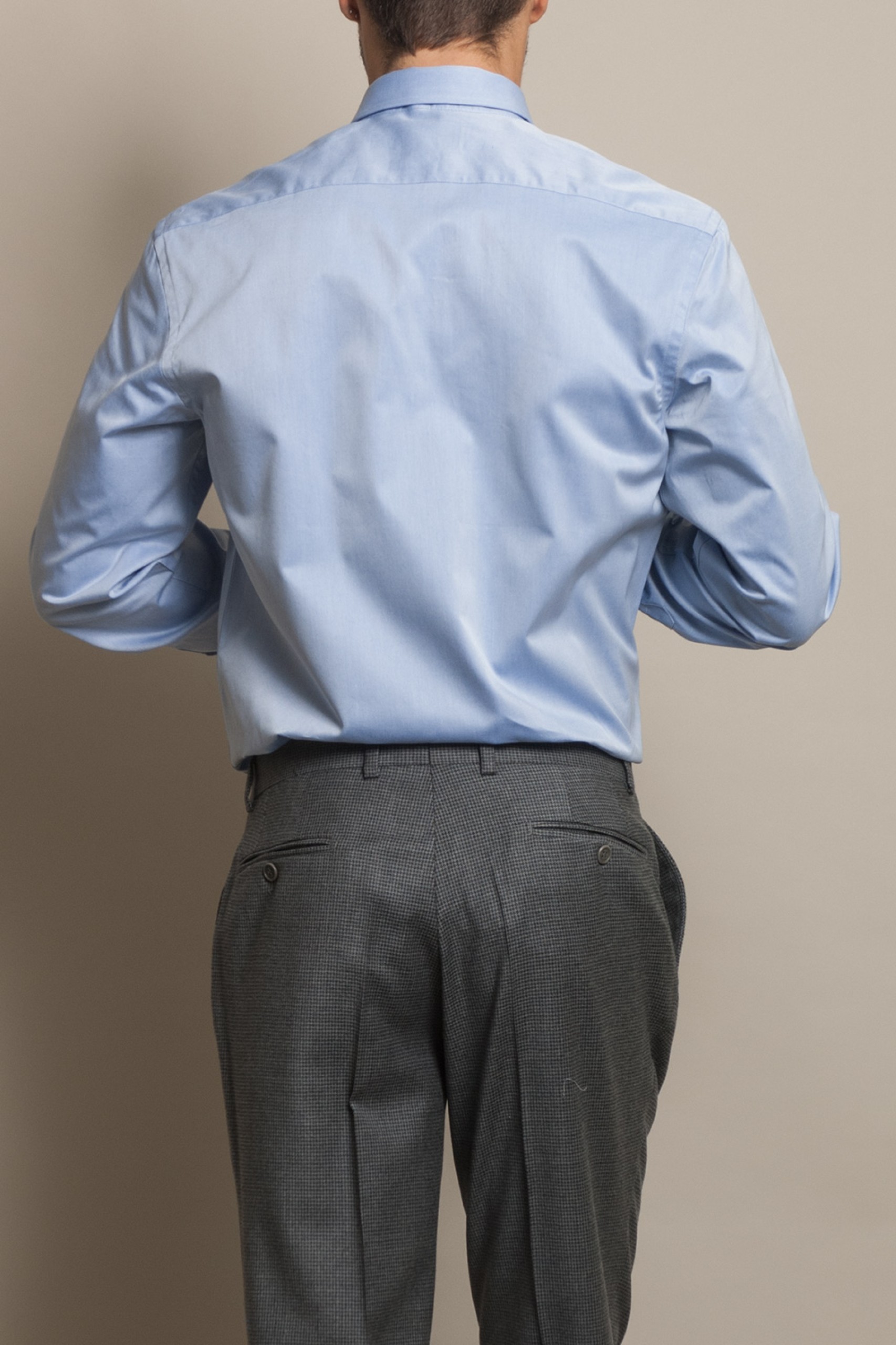 Camisa clásica cintada