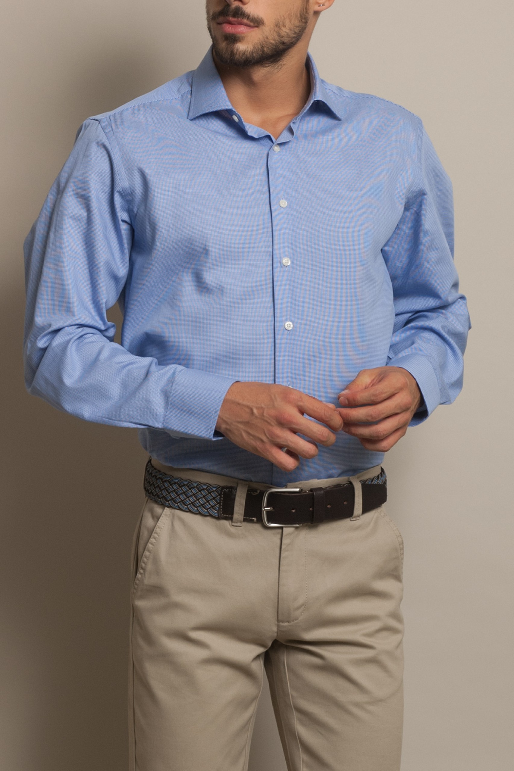 Camisa clásica ajustada