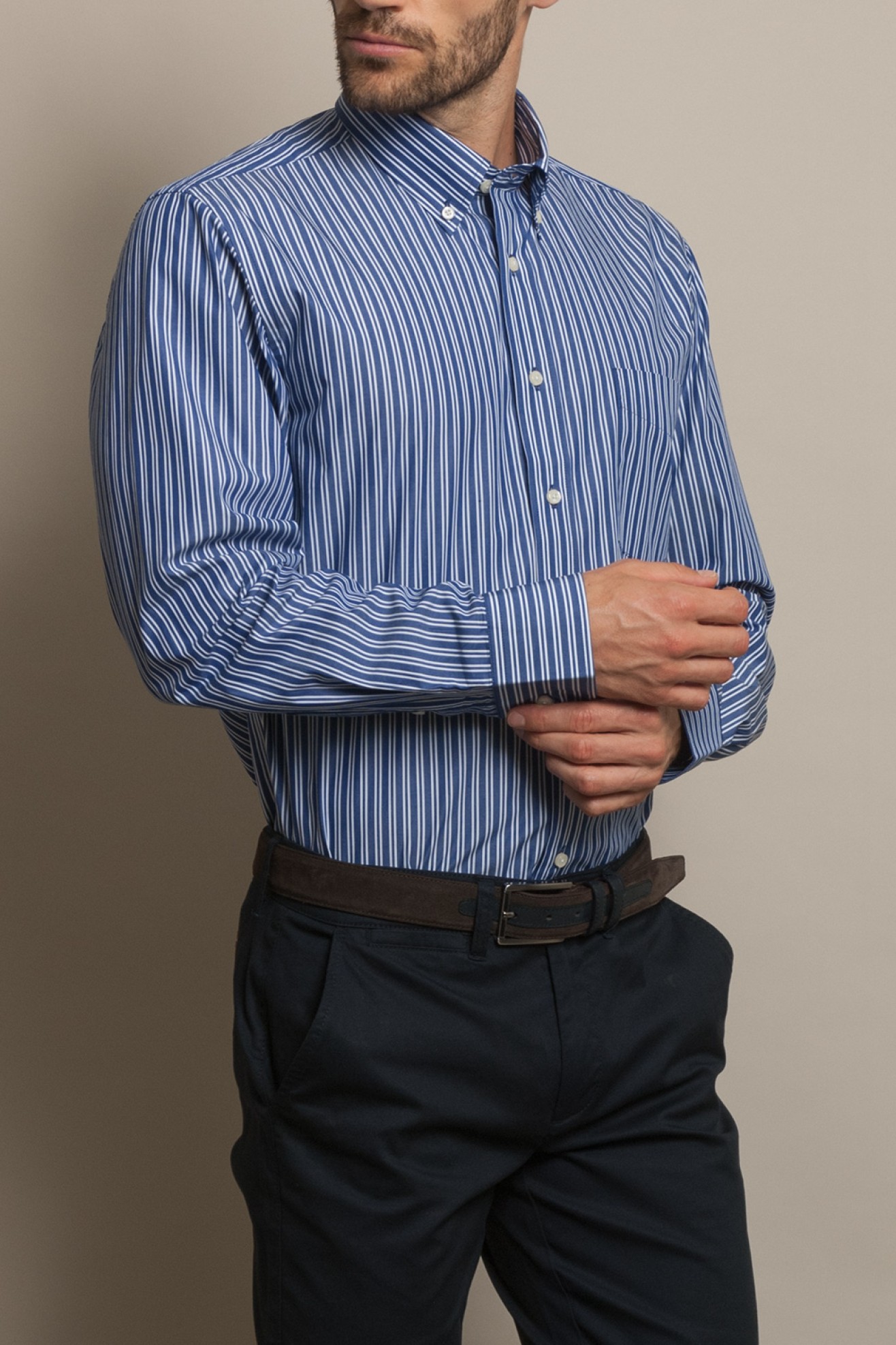 Camisa casual cintada