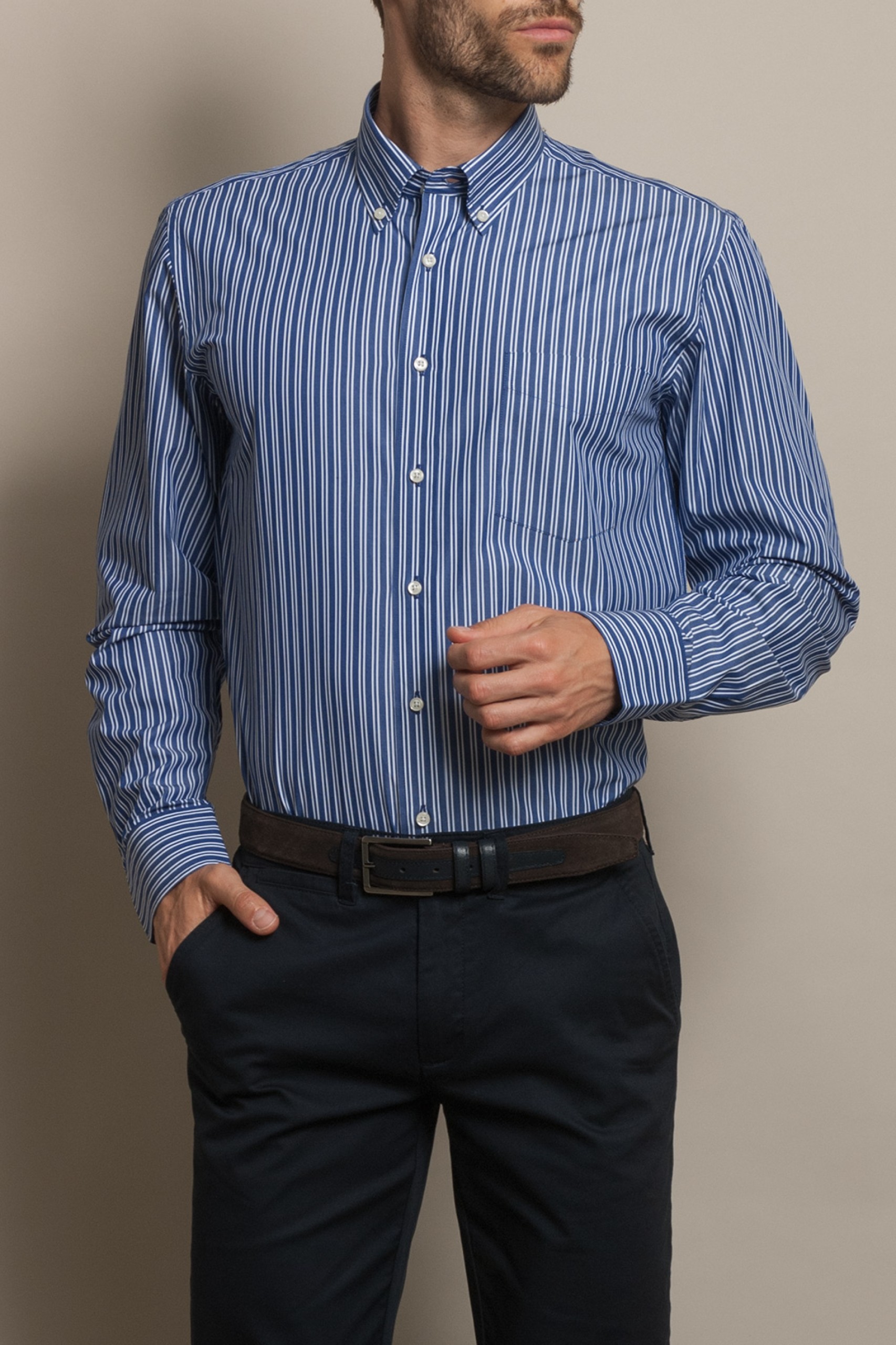 Camisa casual ajustada