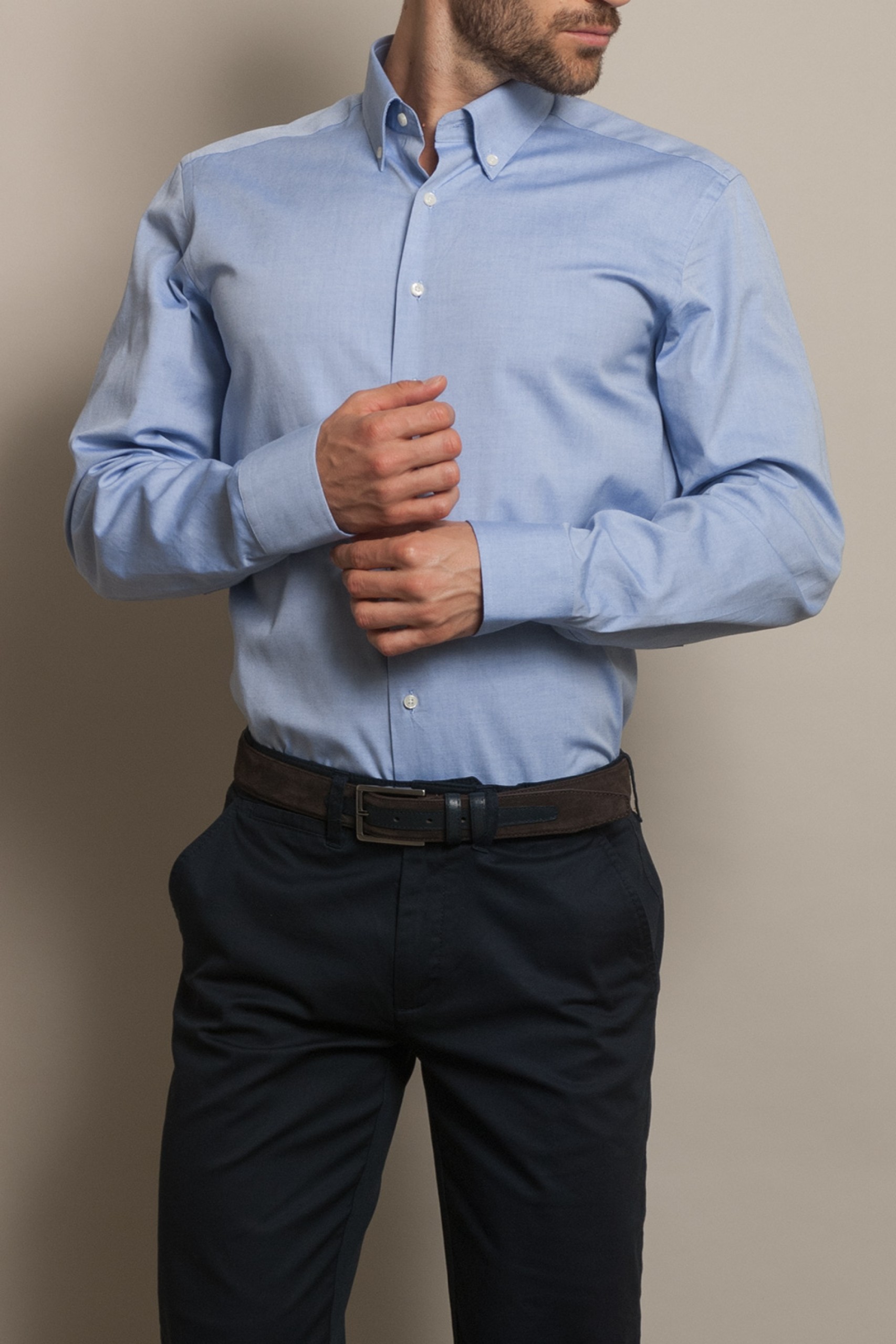 Camisa clásica ajustada