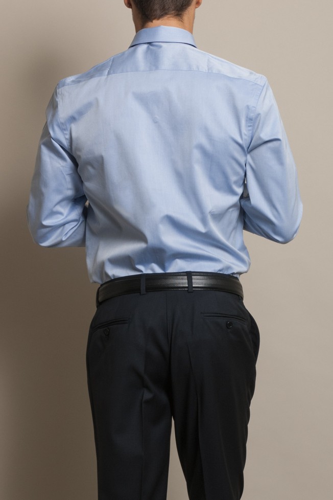 Camisa clásica ajustada Camisa clásica ajustada