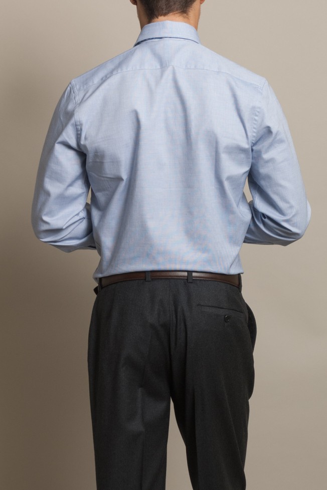 Camisa clssica cintada