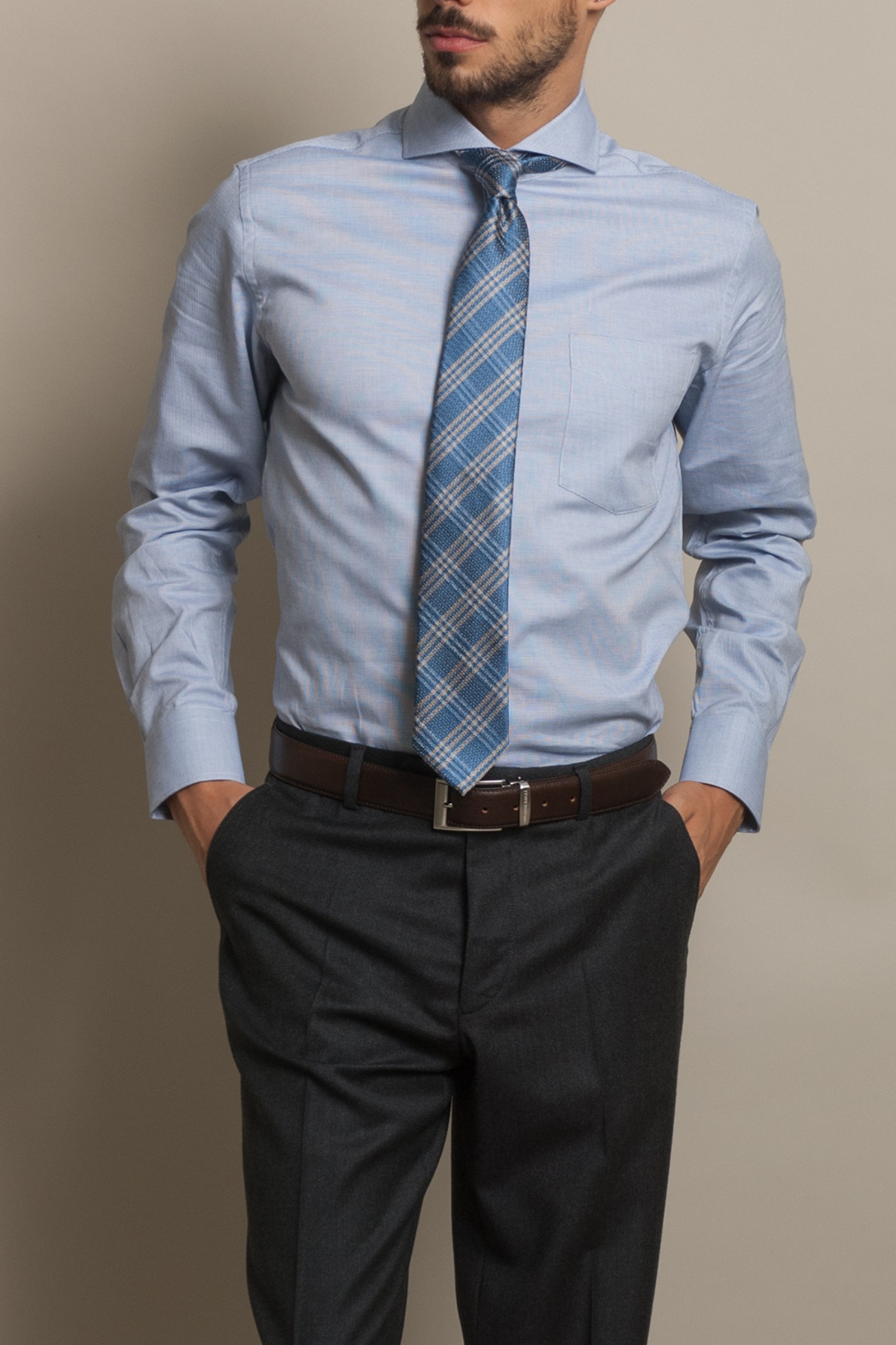 Camisa clássica cintada